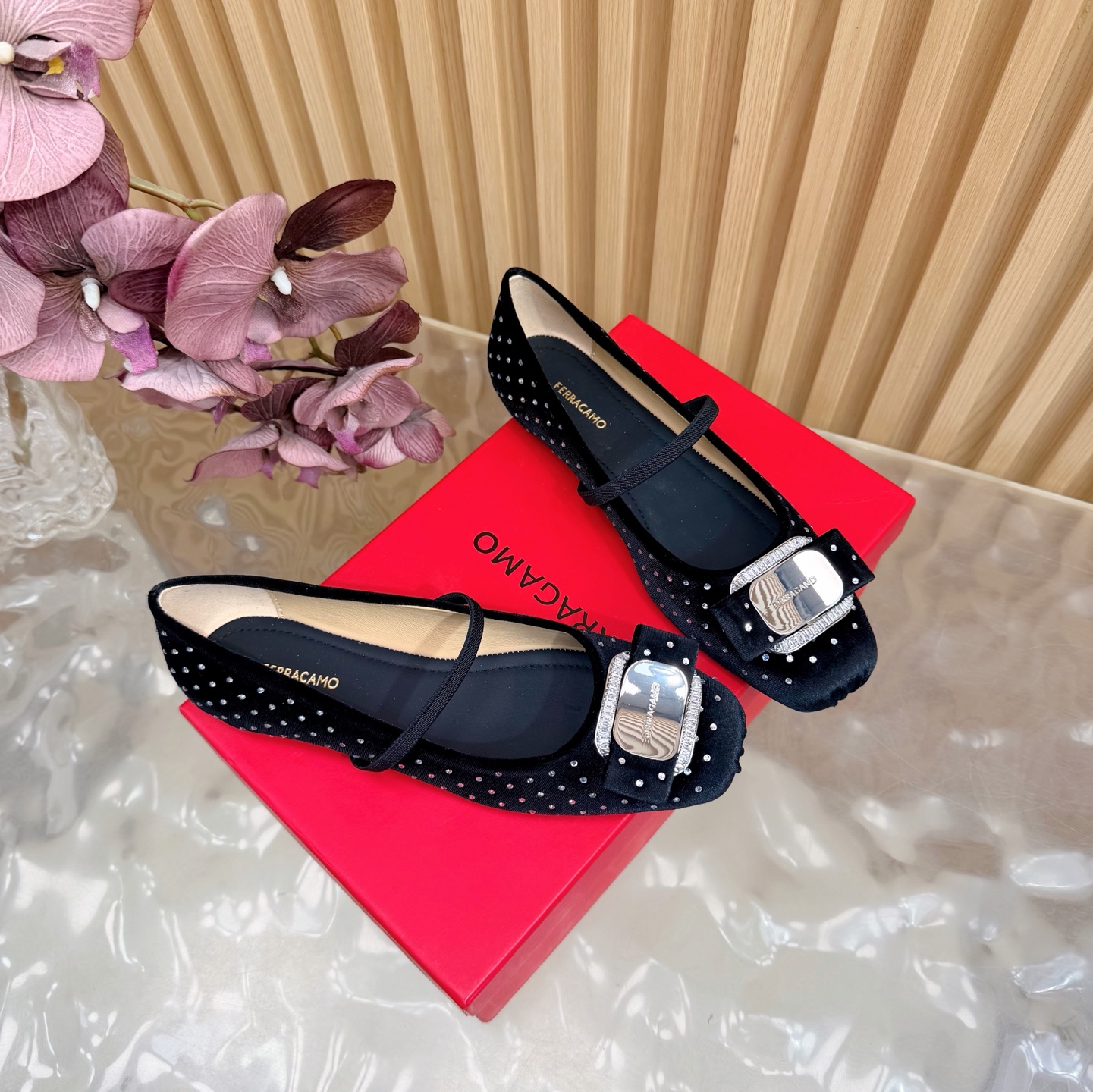 2024早春AW爆款❤️Ferragamo/菲拉格慕方头蝴蝶结扣玛丽珍鞋芭蕾舞鞋这是柔软天花板呀 2