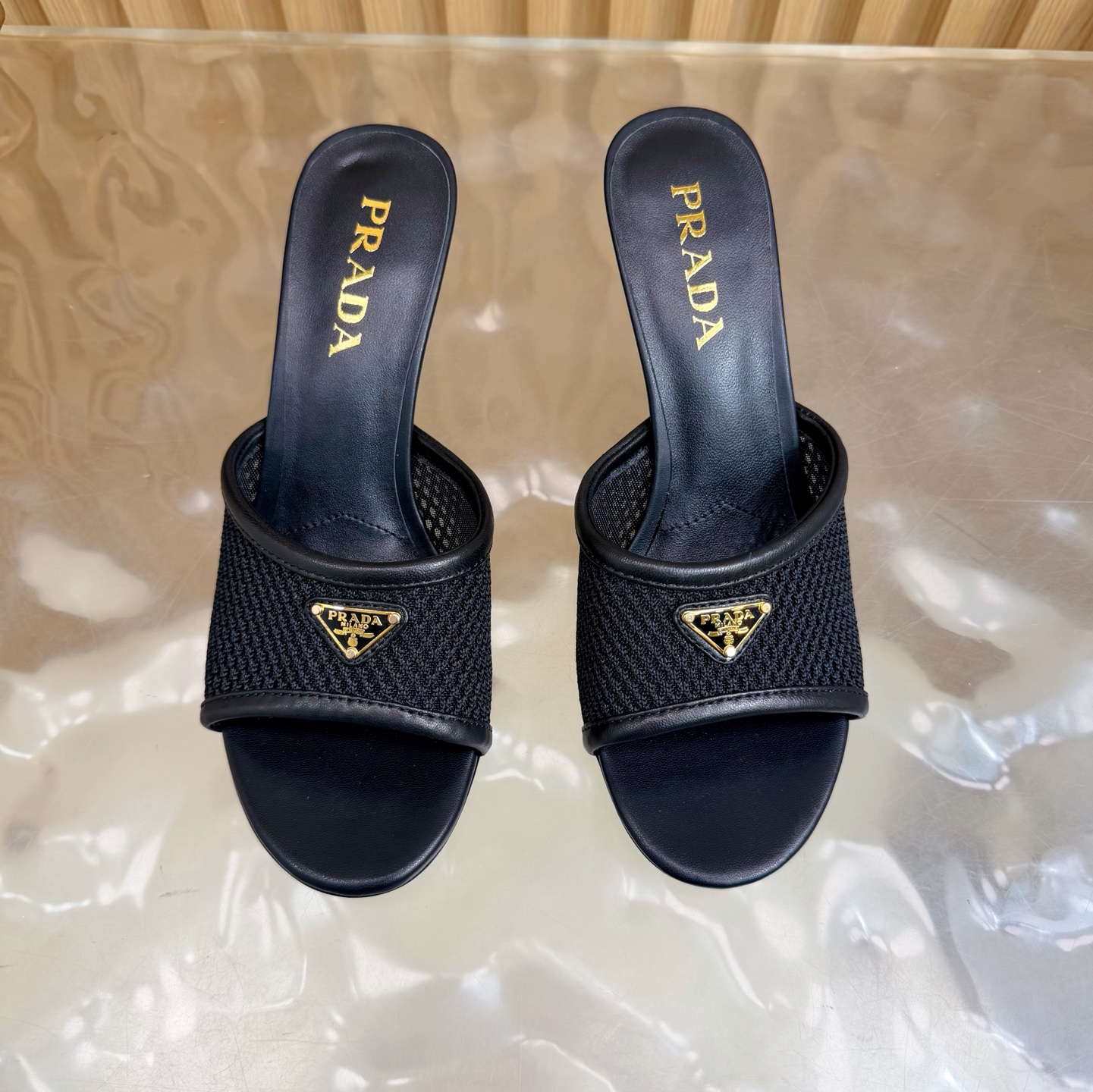 Prada Style Leather Women's Shoes style reference detail image 5 from source 784766