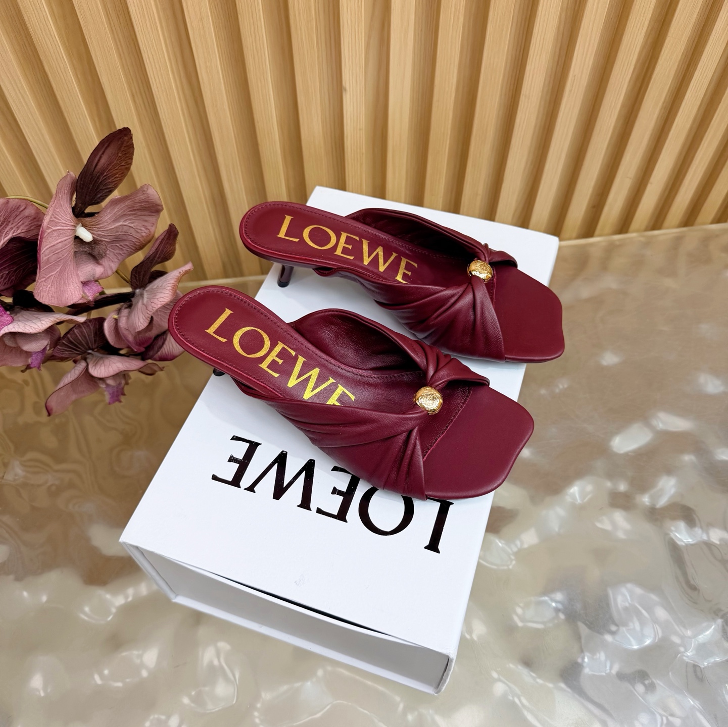 Женские сабо Loewe с бантом