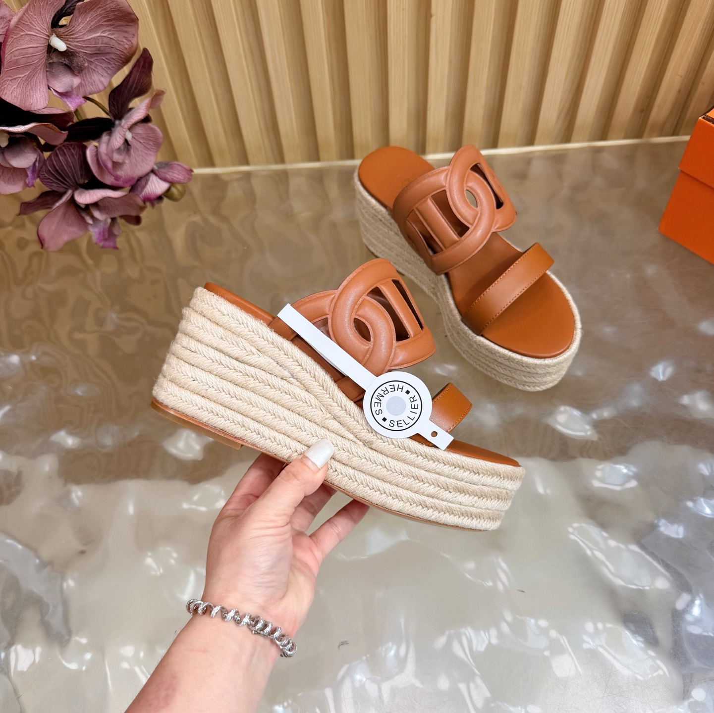 Hermes Slides