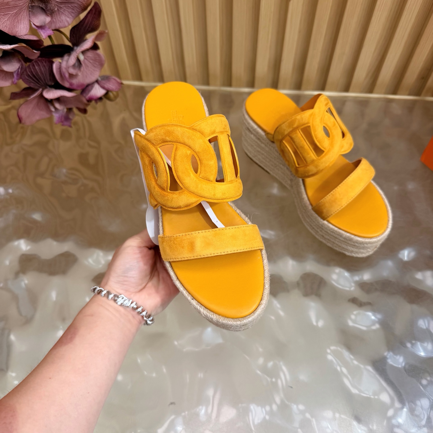 Hermes Slides