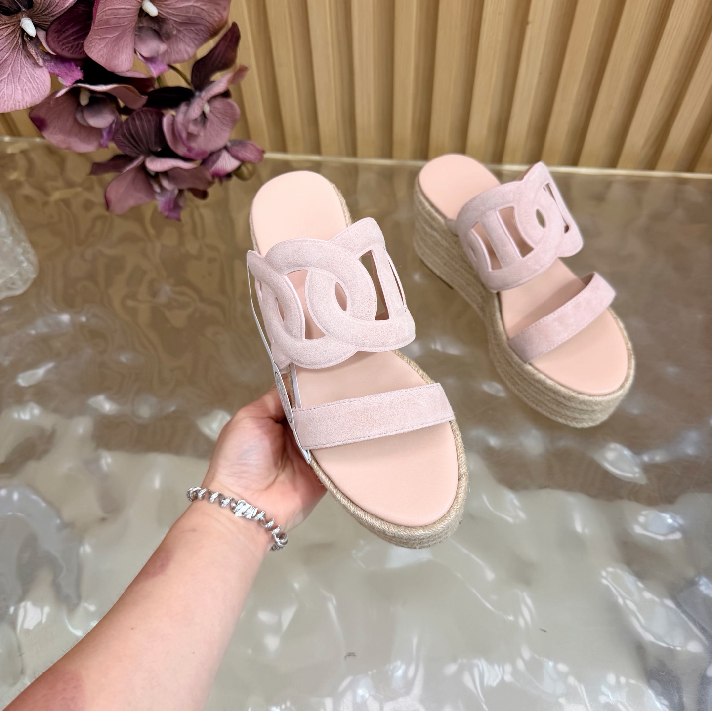 Hermes Slides