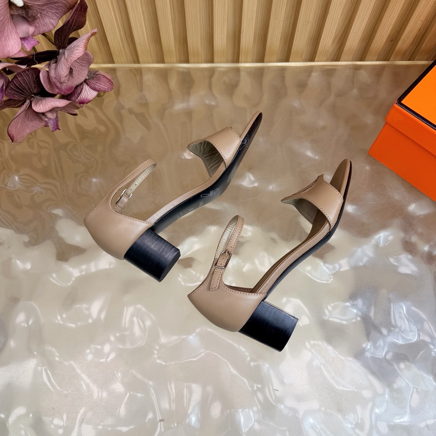 Hermes Sandals
