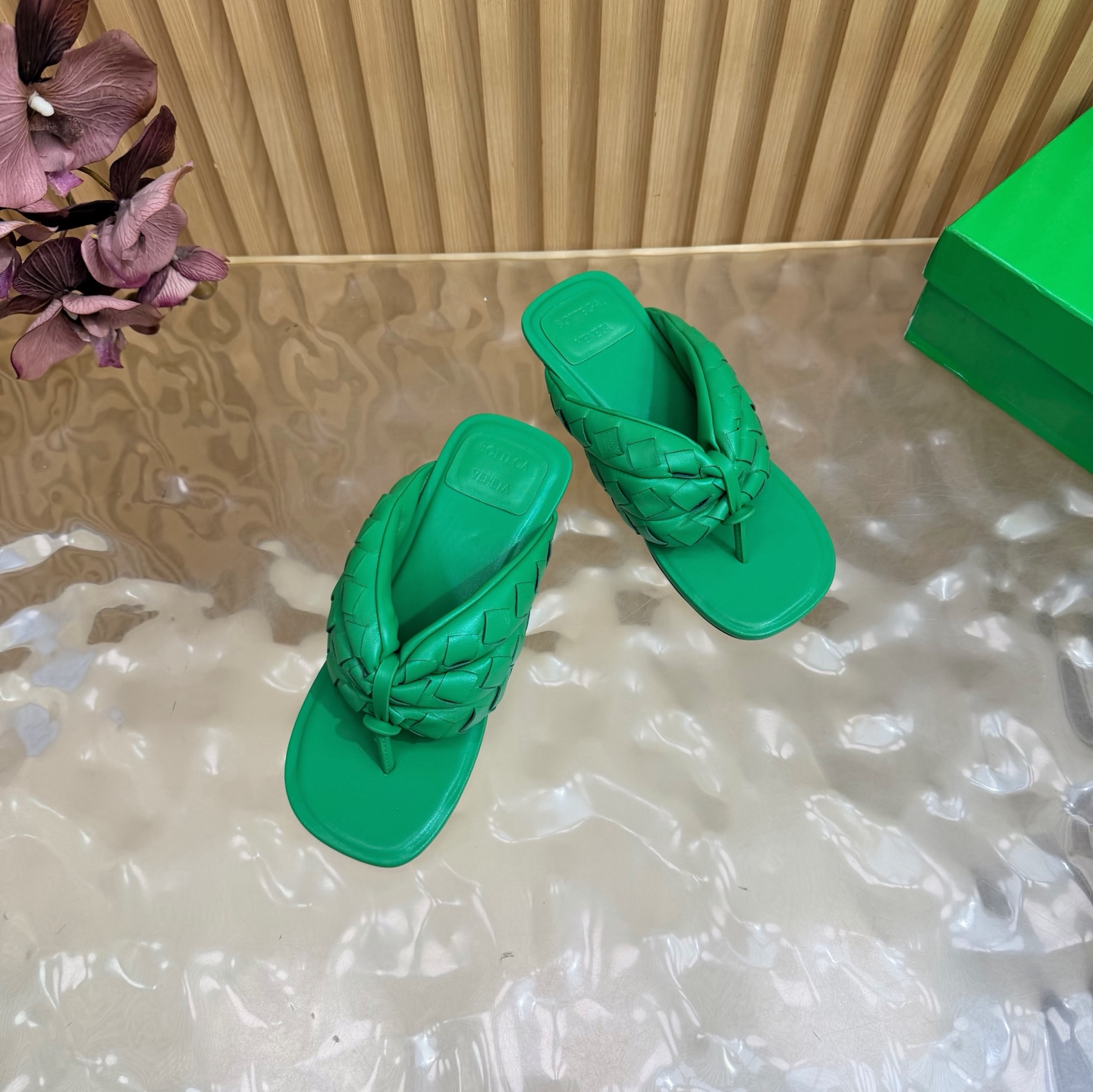 Bottega Veneta Slides