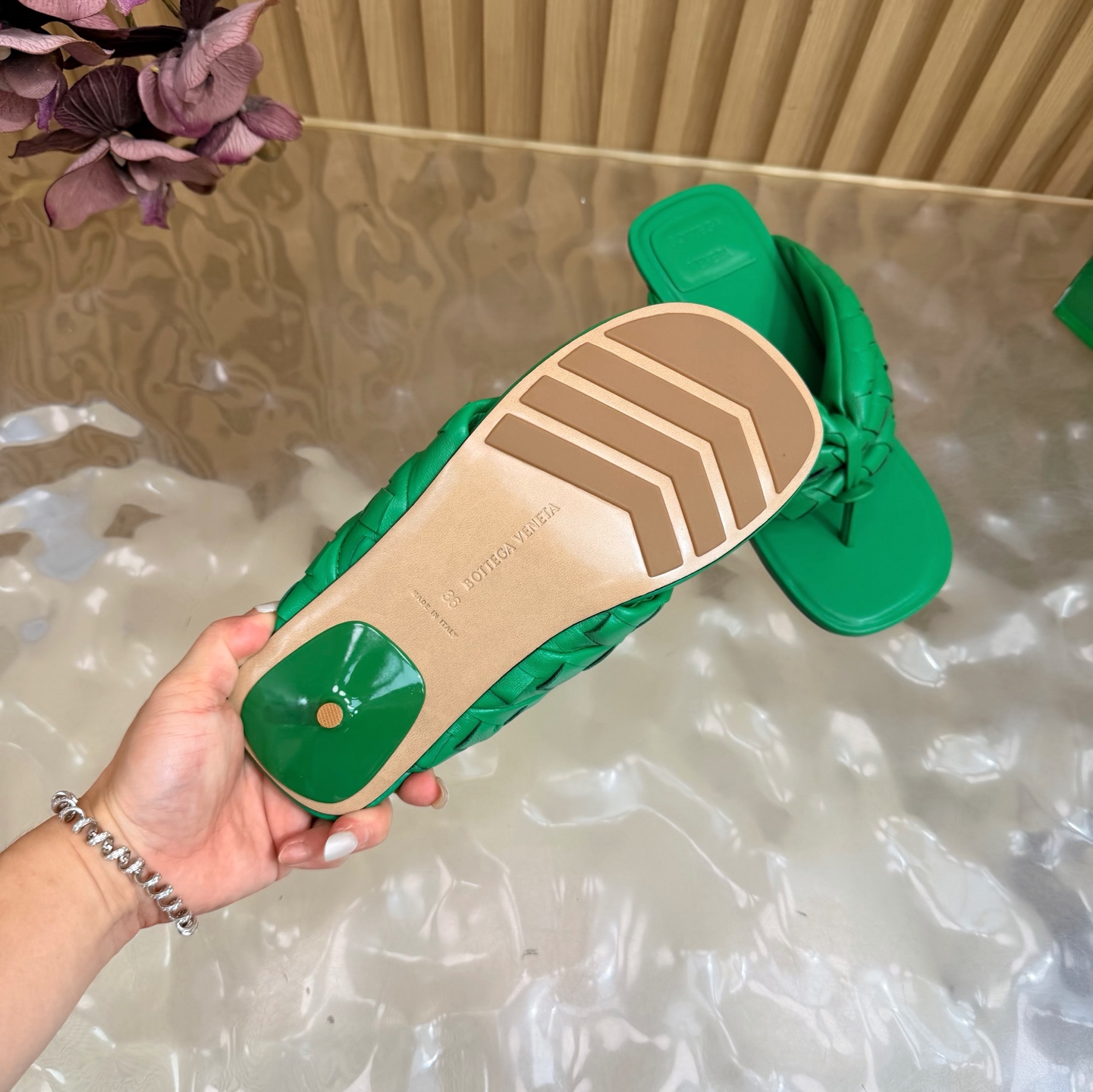 Bottega Veneta Slides
