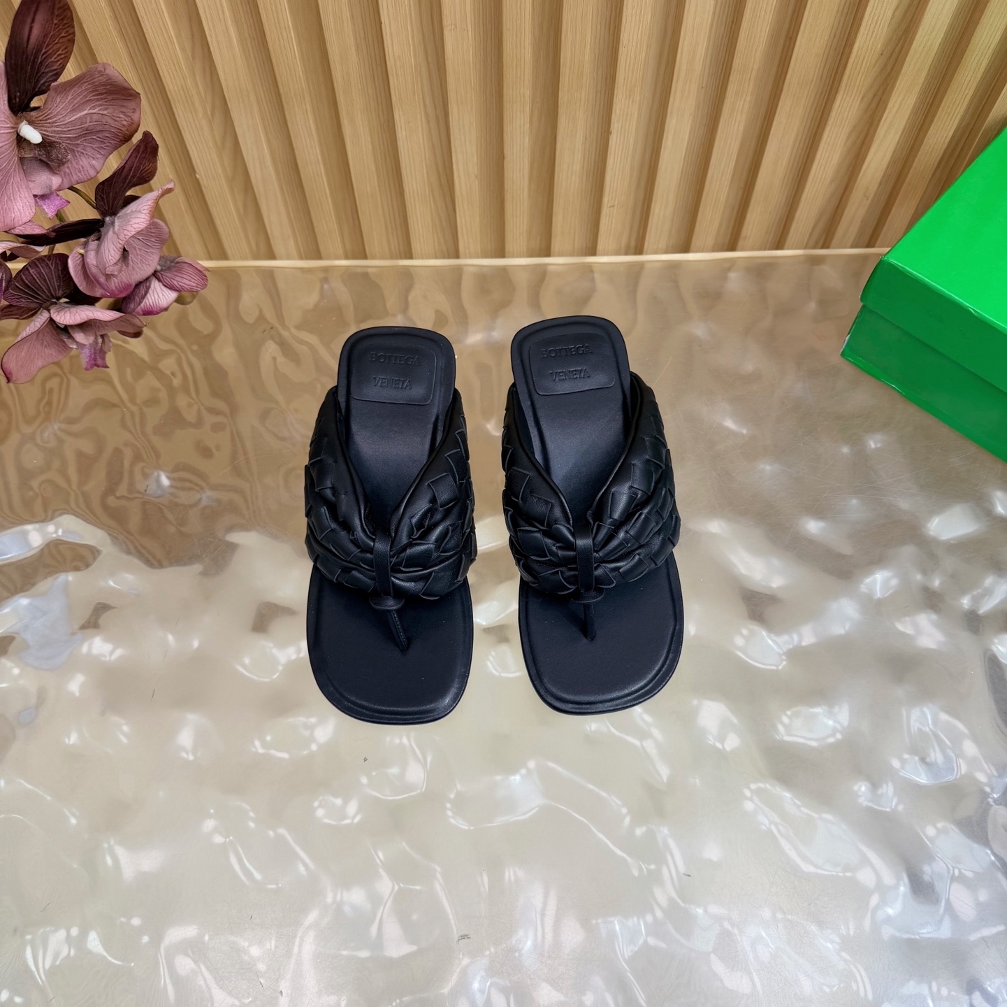 Bottega Veneta Slides