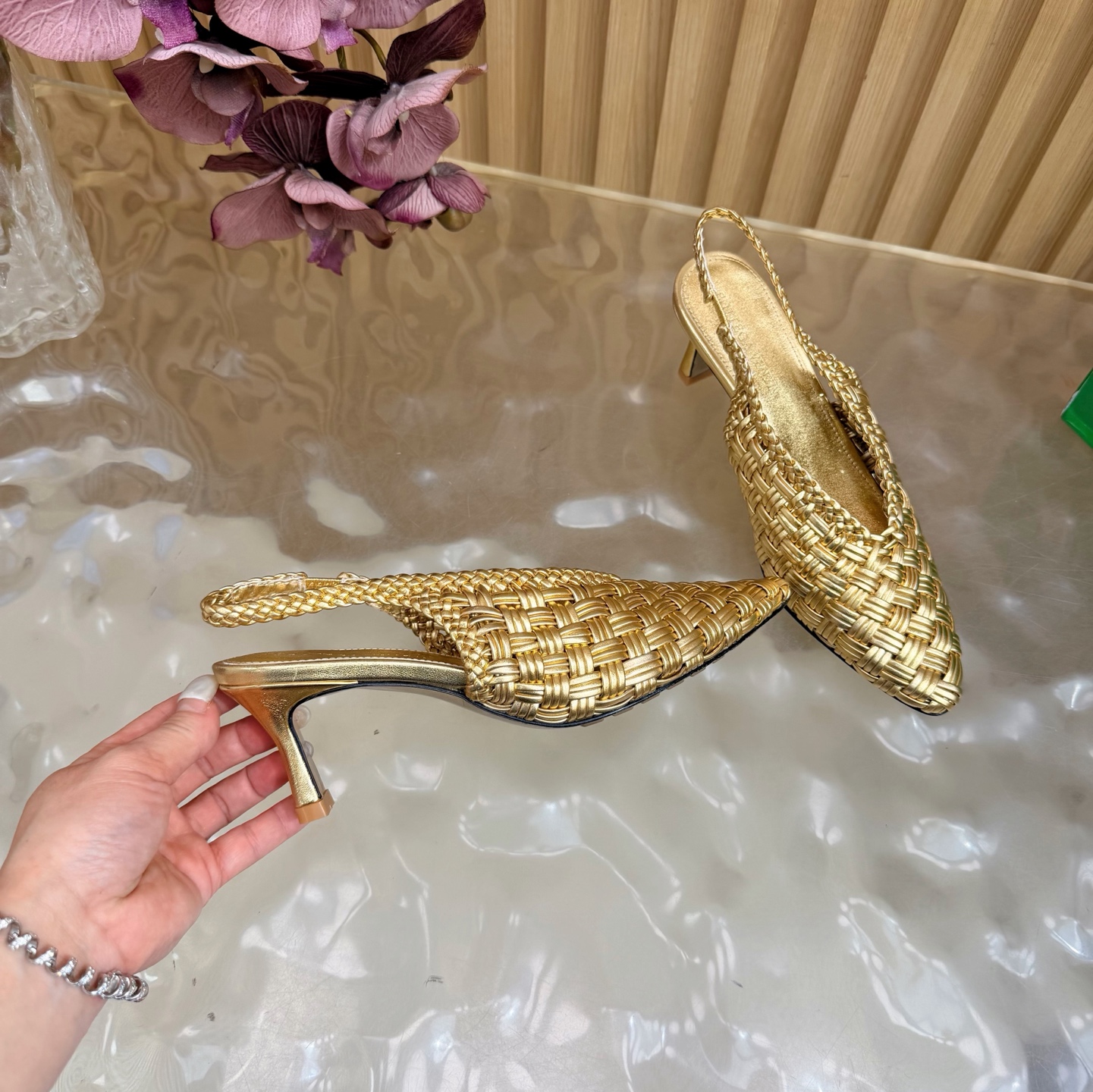 Bottega Veneta Slides