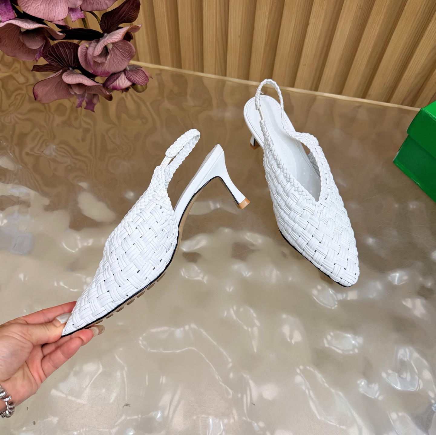 Bottega Veneta Slides