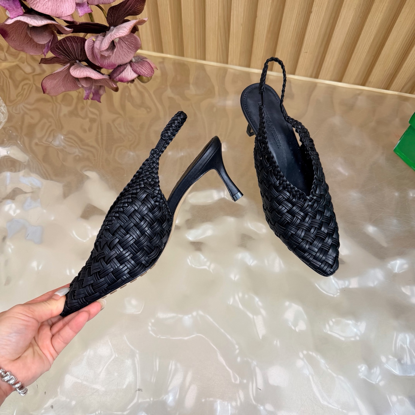 Bottega Veneta Slides