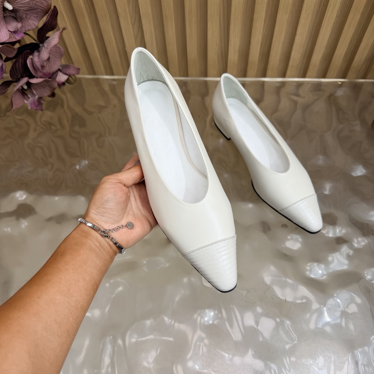 Loro Piana Slides