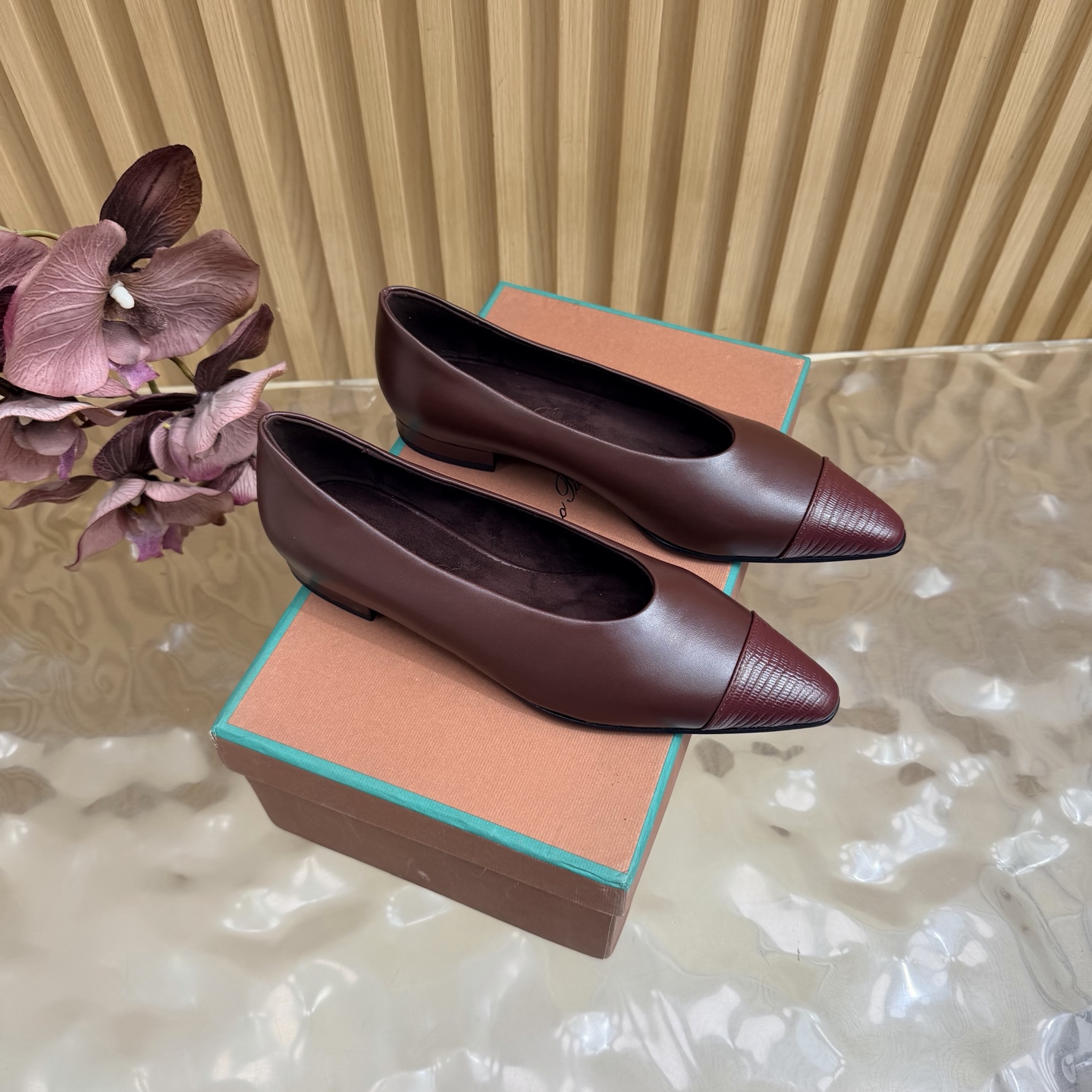 Loro Piana Slides