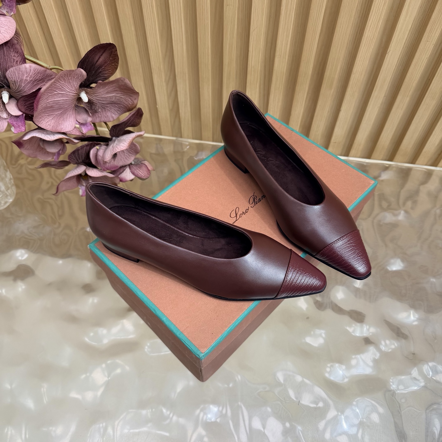 Loro Piana Slides