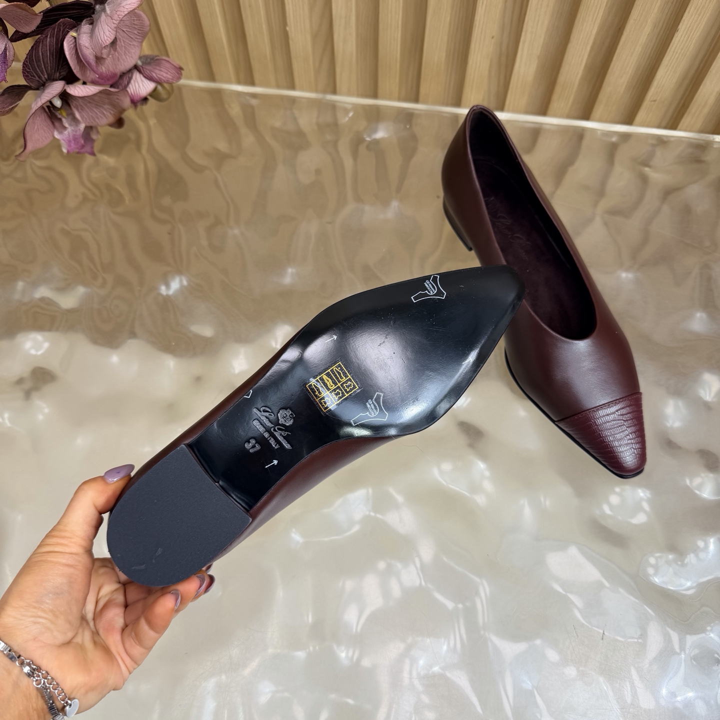 Loro Piana Slides