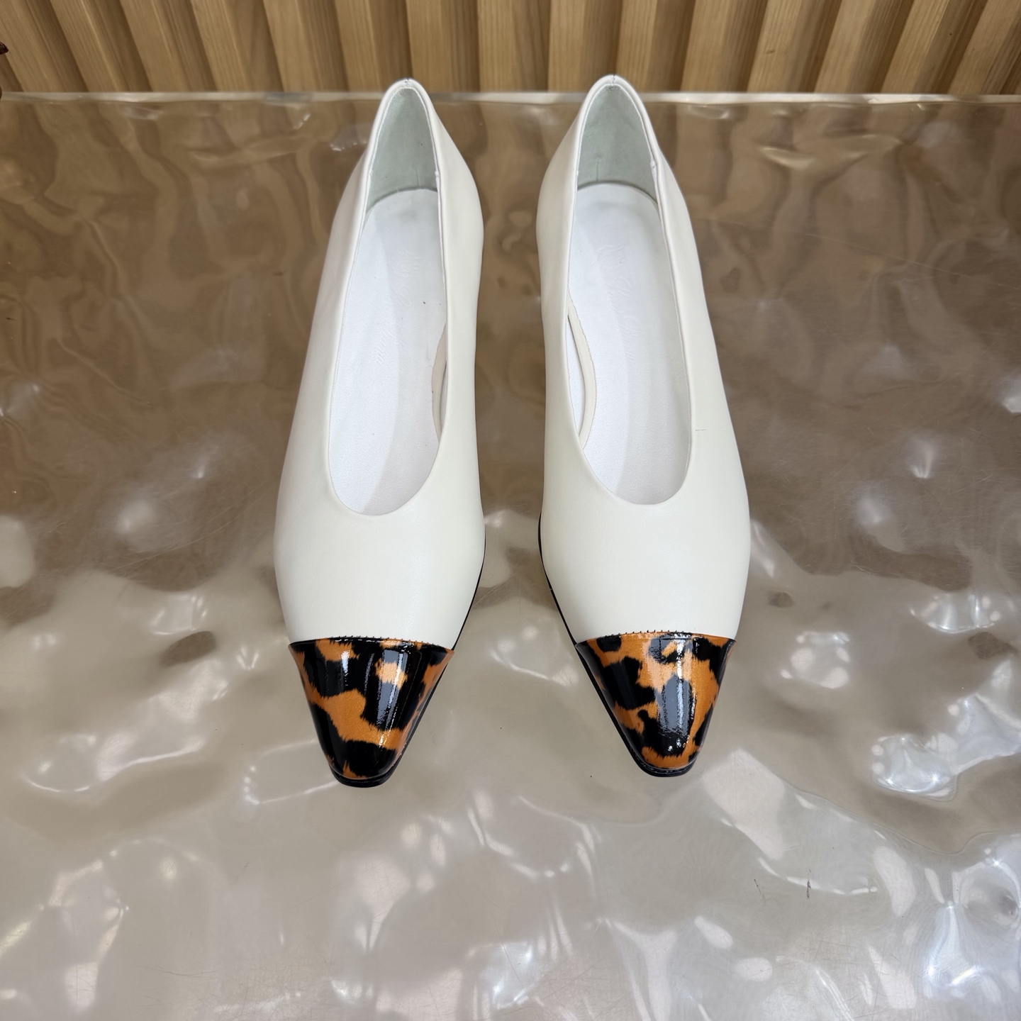 Loro Piana Slides