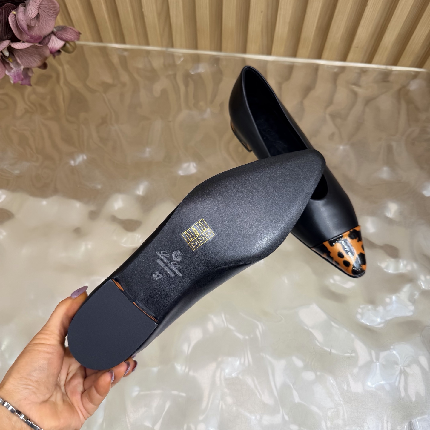 Loro Piana Slides