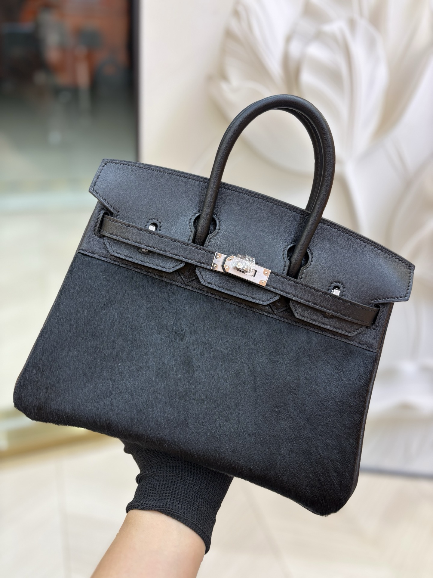 NO:713968,Birkin Platinum 25/30cm Original imported Swift leather with horse hair [black] Gold and silver buckle Handmade nails Limited edition Counter synchronization Handmade wax thread sewing Pure steel hardware in stock, Hermes, hermes, stuart weitzman, Hermes,19860909Birkin 铂金 25/30cm 原厂进口Swift皮拼马毛【黑色】金银扣 手工钉 限量版 专柜同步 手工蜡线缝制 纯钢五金 现货,爱马仕,hermes,stuart weitzman,Hermes,,Bag