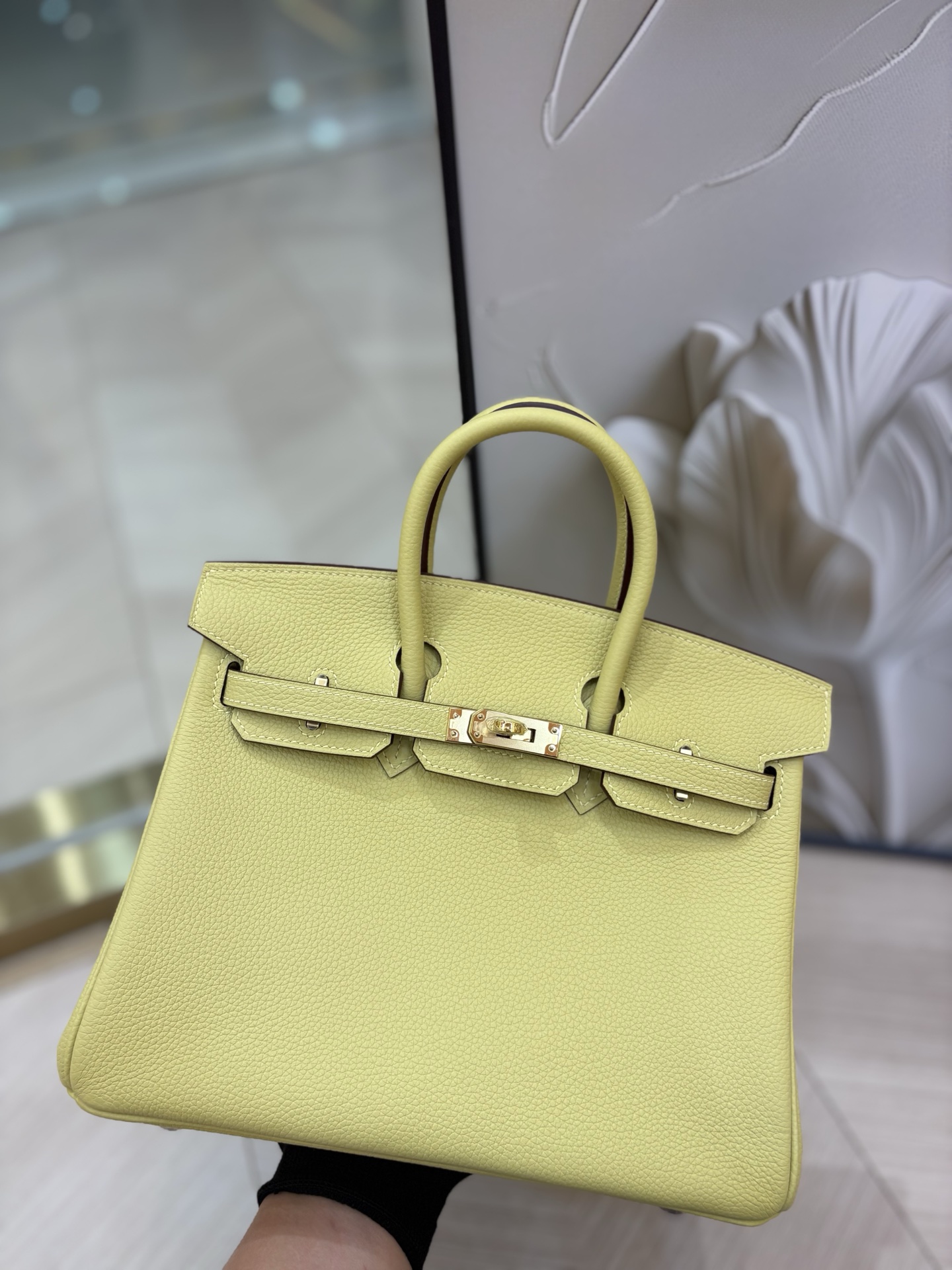NO:713987,Birkin Platinum 25/30cm Original imported Togo leather [chicken yellow] gold and silver buckle Counter synchronization Fully handmade beeswax thread sewing Pure steel hardware in stock, Hermes, Hermes,19860909Birkin 铂金 25/30cm 原厂进口Togo皮【小鸡黄】金银扣 专柜同步 全手工蜜蜡线缝制 纯钢五金 现货,爱马仕,hermes,Hermes,,Bag