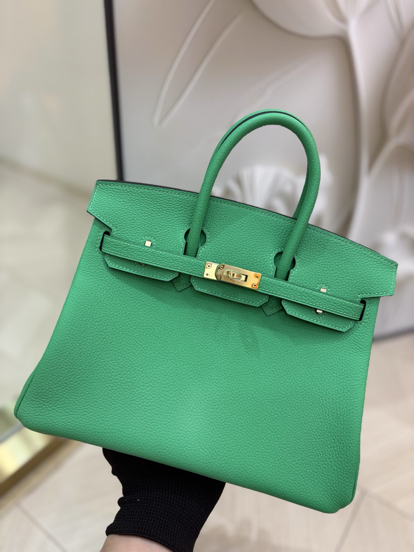 NO:713960,Birkin Platinum 25/30cm Original imported Togo leather [comic green] gold and silver buckle Counter synchronization Fully handmade beeswax thread sewing Pure steel hardware in stock, Hermes, Hermes,19860909Birkin 铂金 25/30cm 原厂进口Togo皮【漫画绿】金银扣 专柜同步 全手工蜜蜡线缝制 纯钢五金 现货,爱马仕,hermes,Hermes,,Bag