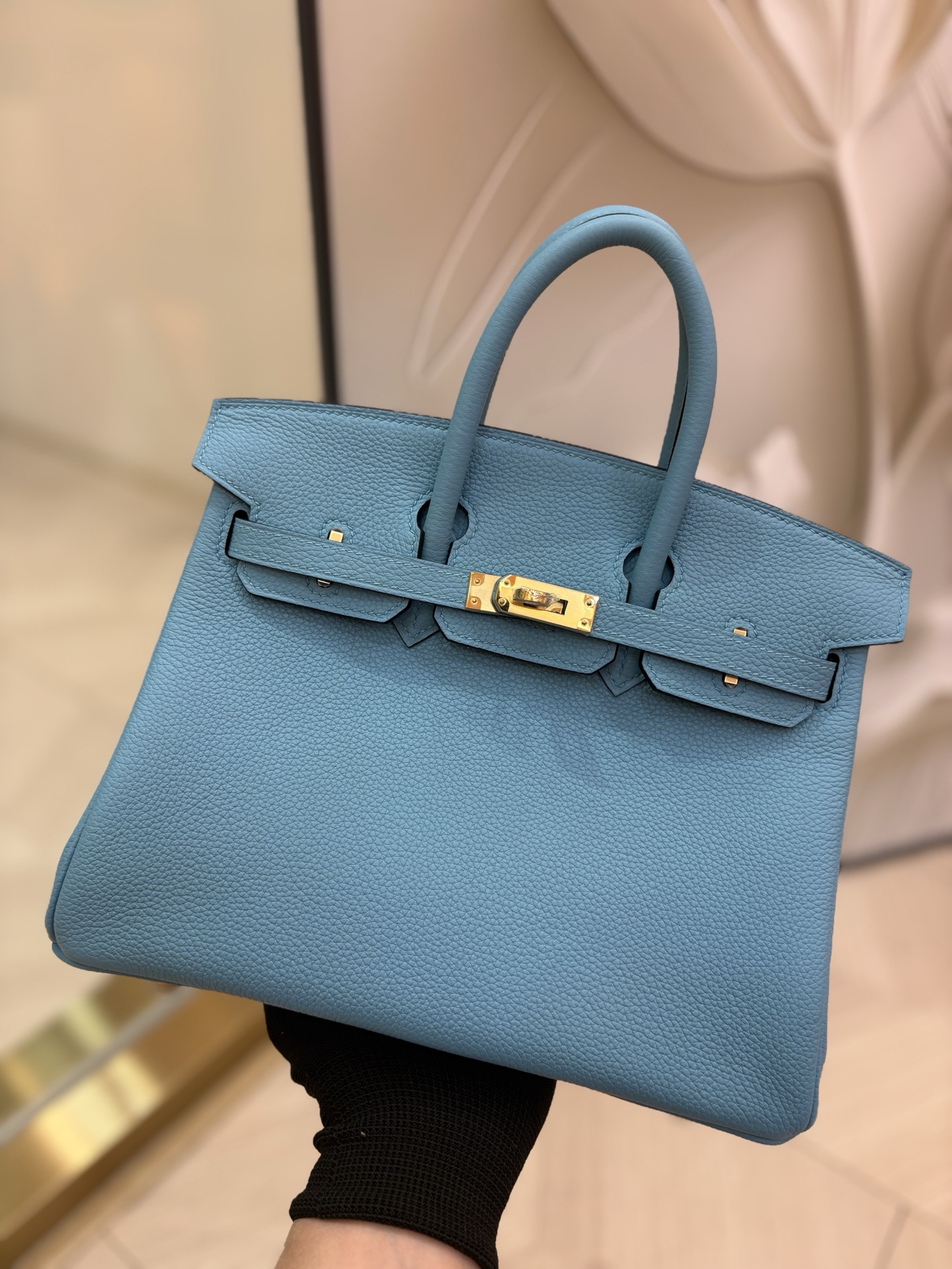 NO:713988,Birkin Platinum 25/30cm Original imported Togo leather [candy blue] gold and silver buckle Counter synchronization Fully handmade beeswax thread sewing Pure steel hardware in stock, Hermes, Hermes,19860909Birkin 铂金 25/30cm 原厂进口Togo皮【糖果蓝】金银扣 专柜同步 全手工蜜蜡线缝制 纯钢五金 现货,爱马仕,hermes,Hermes,,Bag