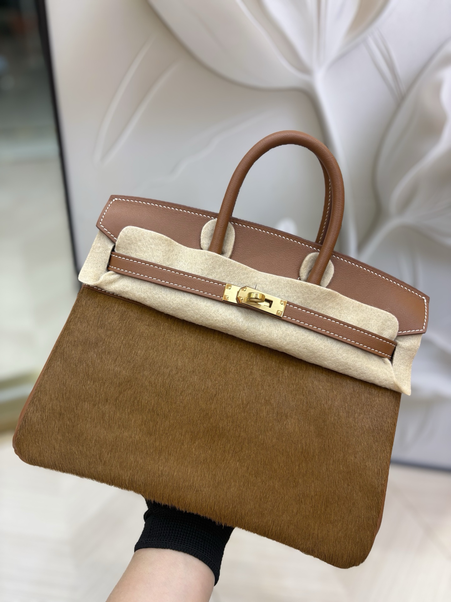 NO:713971,Birkin Platinum 25/30cm Original imported Swift leather with horse hair [golden brown] Gold and silver buckle Handmade nails Limited edition Counter synchronization Handmade wax thread sewing Pure steel hardware in stock, Hermes, hermes, stuart weitzman, Hermes,19860909Birkin 铂金 25/30cm 原厂进口Swift皮拼马毛【金棕】金银扣 手工钉 限量版 专柜同步 手工蜡线缝制 纯钢五金 现货,爱马仕,hermes,stuart weitzman,Hermes,,Bag