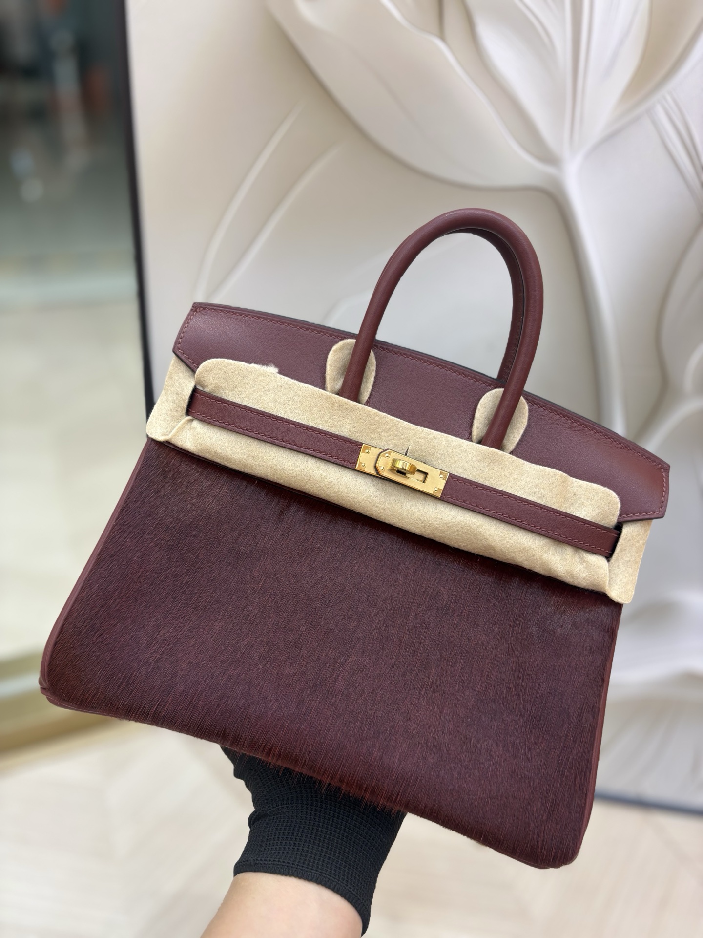 NO:713977,Birkin Platinum 25/30cm Original imported Swift leather with horse hair [Hermes red] Gold and silver buckle Hand-nailed Limited edition Counter synchronization Hand-made wax thread sewing Pure steel hardware in stock, Hermes, hermes, stuart weitzman, Hermes,19860909Birkin 铂金 25/30cm 原厂进口Swift皮拼马毛【爱马仕红】金银扣 手工钉 限量版 专柜同步 手工蜡线缝制 纯钢五金 现货,爱马仕,hermes,stuart weitzman,Hermes,,Bag