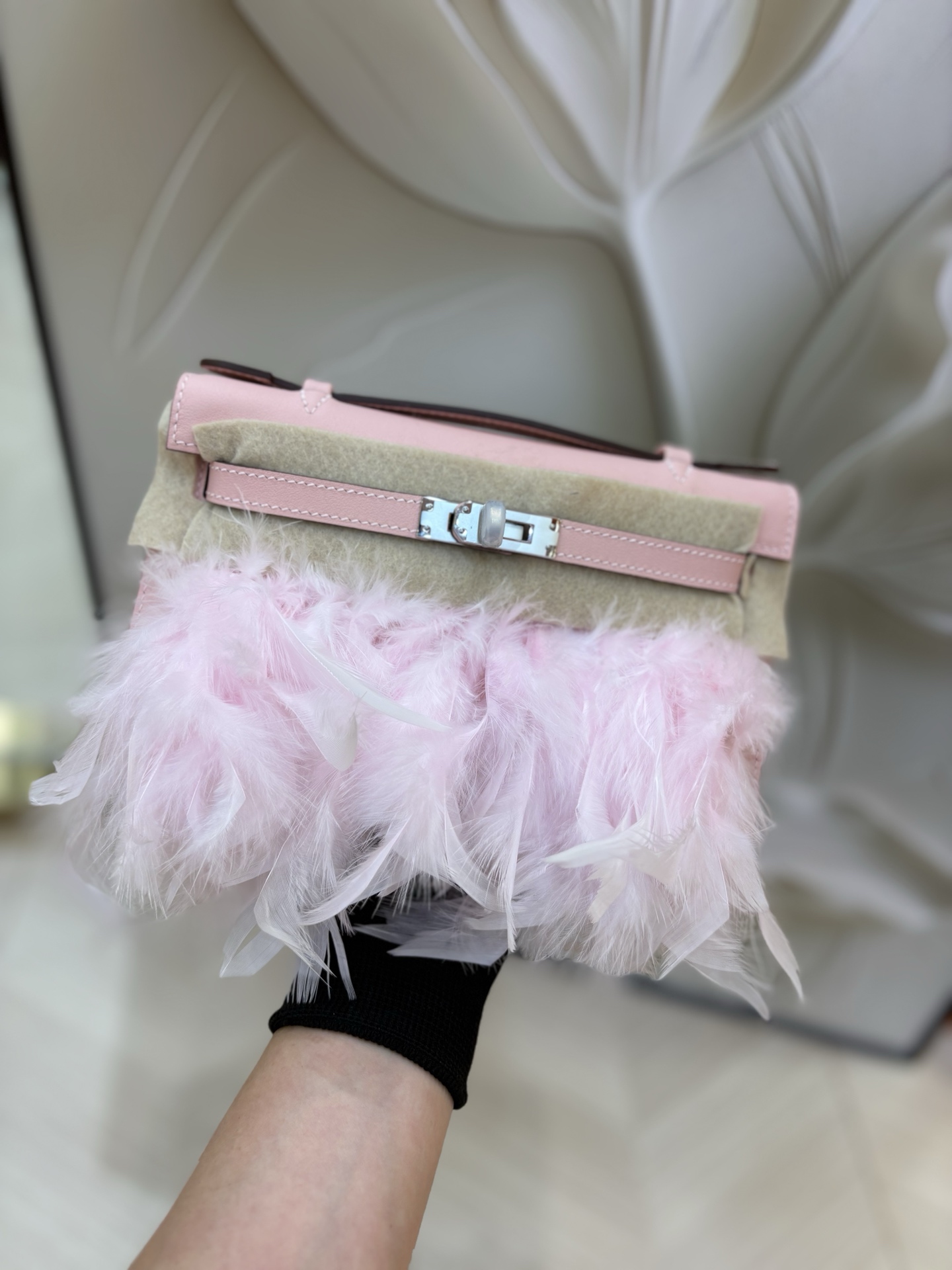 Hermes Kelly Pink Beige Feather mini evening everyday