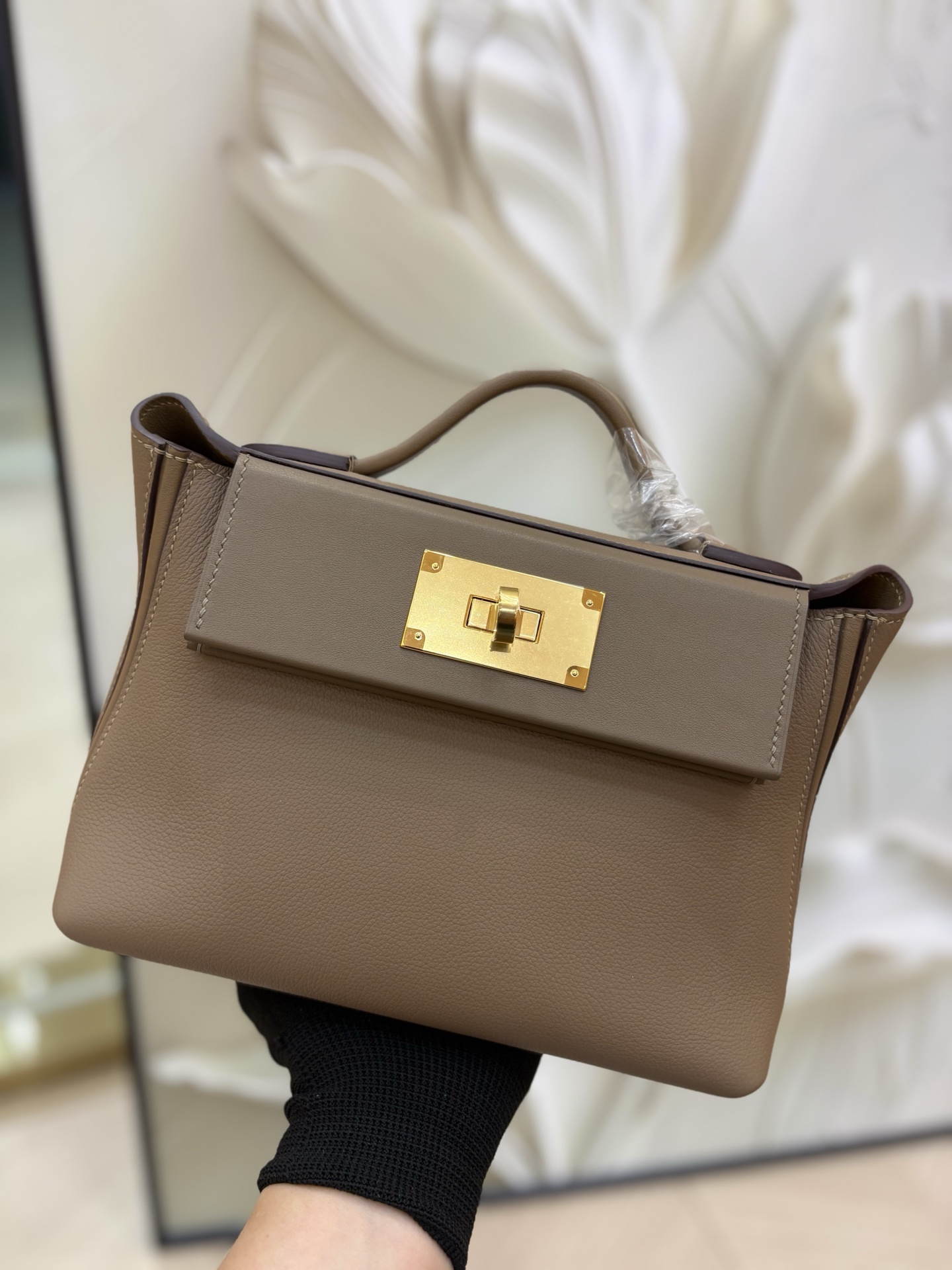 NO:811798,Kelly 2424 mini evercolor leather, hand-stitched wax thread, micro horse dog/gold and silver buckle in stock, Hermes, hermes, Hermes,19860909Kelly 2424 mini evercolor皮 手缝蜡线 微马犬/金银扣现货,爱马仕,hermes,Hermes,,Bag