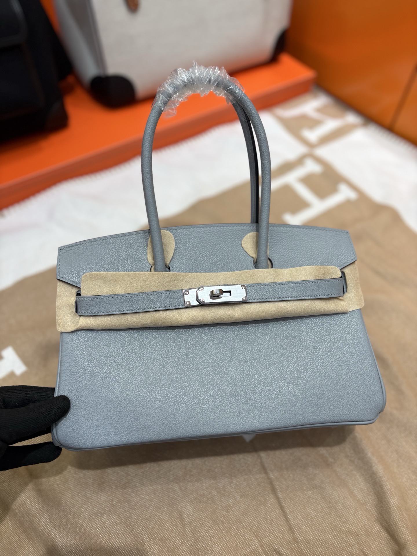 NO:851876,Birke Shoulder29cm Evercoler leather, hand-waxed thread, hand-made nails, ready-made puppet gray gold and silver buckle, Hermes, birkenstock, hermes, Hermes,19860909Birke Shoulder29cm Evercoler皮 手工蜡线 手工钉 现货木偶灰金银扣,爱马仕,birkenstock,hermes,Hermes,,Bag