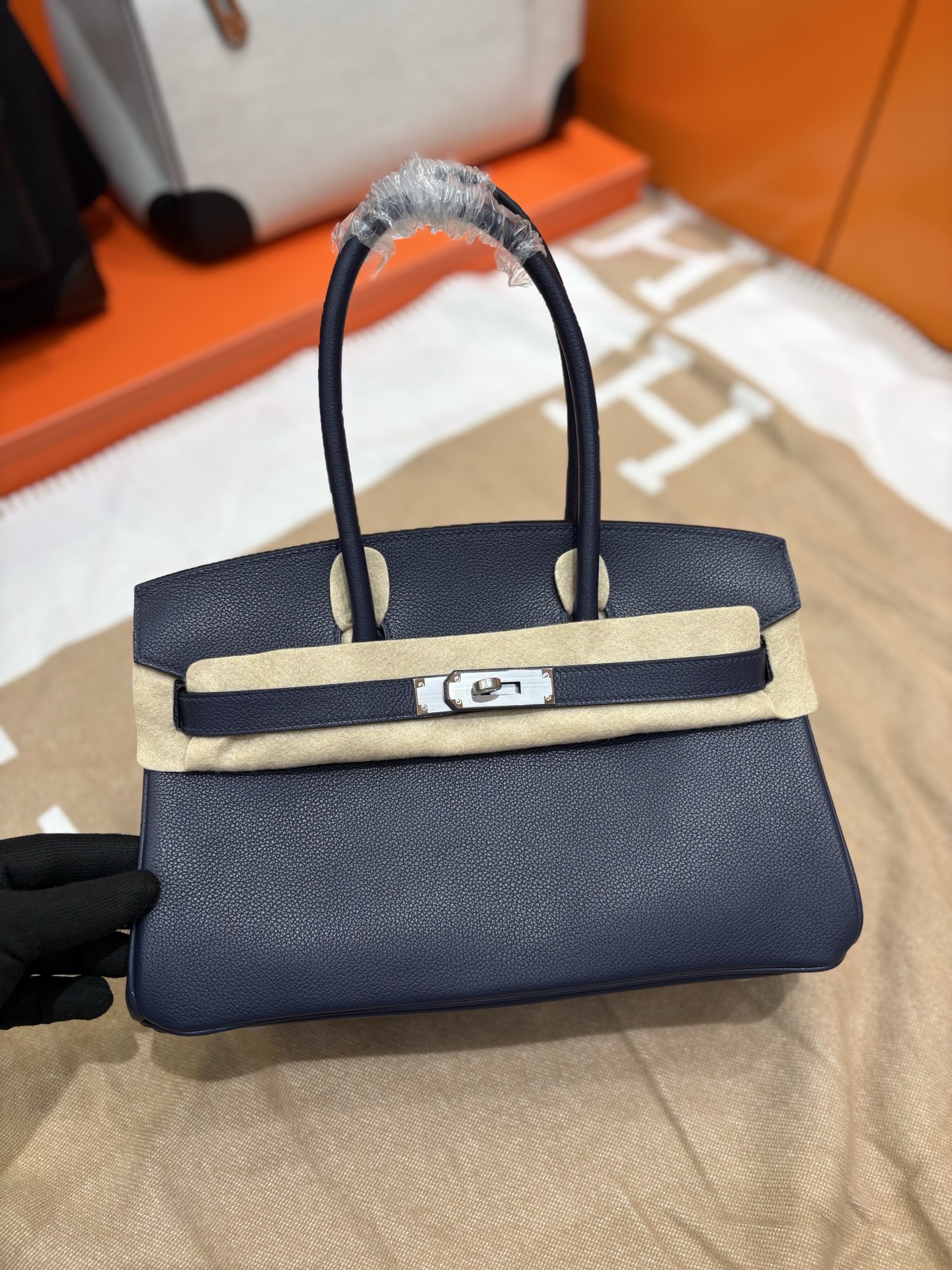 NO:851918,Birke Shoulder29cm Evercoler leather, hand-waxed thread, hand-made nails, ready-made sapphire blue gold and silver buckle, Hermes, birkenstock, hermes, Hermes,19860909Birke Shoulder29cm Evercoler皮 手工蜡线 手工钉 现货宝蓝金银扣,爱马仕,birkenstock,hermes,Hermes,,Bag