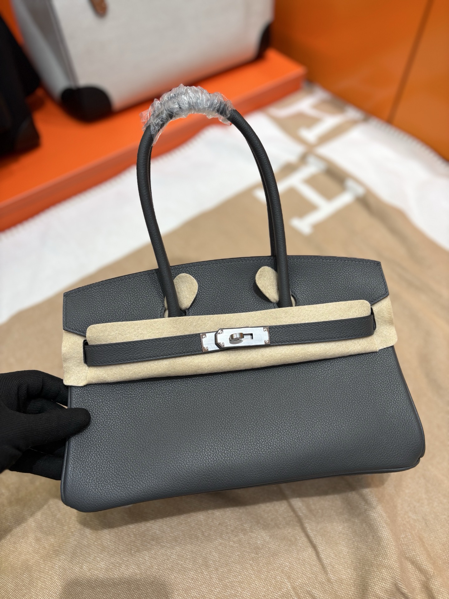 NO:851850,Birke Shoulder29cm Evercoler leather, hand-waxed thread, hand-made nails, spot slate gray gold and silver buckle, Hermes, birkenstock, hermes, Hermes,19860909Birke Shoulder29cm Evercoler皮 手工蜡线 手工钉 现货石板灰金银扣,爱马仕,birkenstock,hermes,Hermes,,Bag