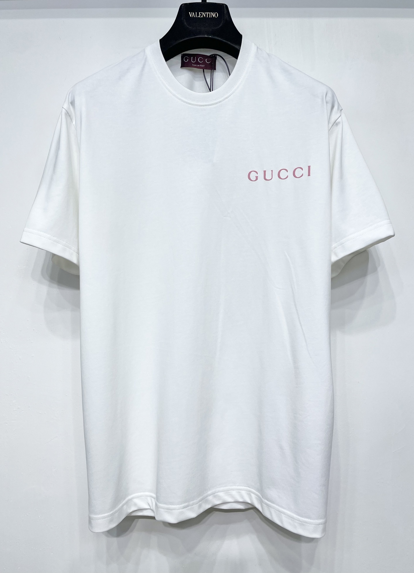 GUCCI\nSS春夏新款印花logo字母圆领短袖 黑色/白色 立体胶浆印花 男女同款 SML三个码 现货