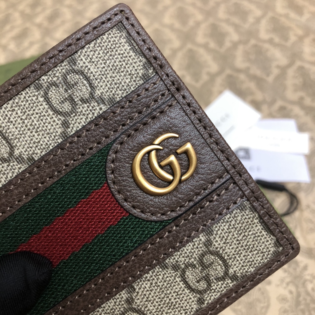 米色/乌木GG Supreme Canvas，一种低环境影响的材料，棕色皮革装饰做工精致！款号： 尺寸：