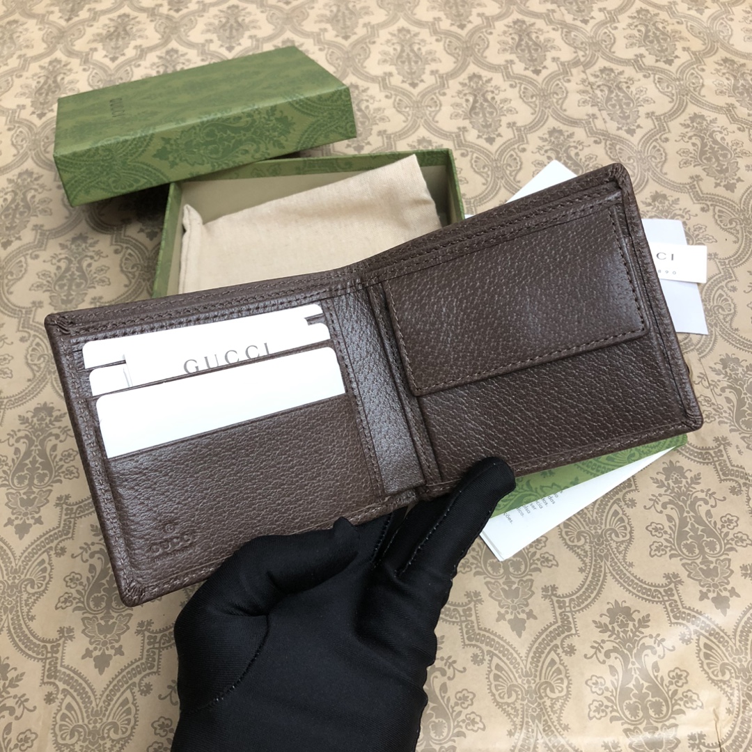 米色/乌木GG Supreme Canvas，一种低环境影响的材料，棕色皮革装饰做工精致！款号： 尺寸：
