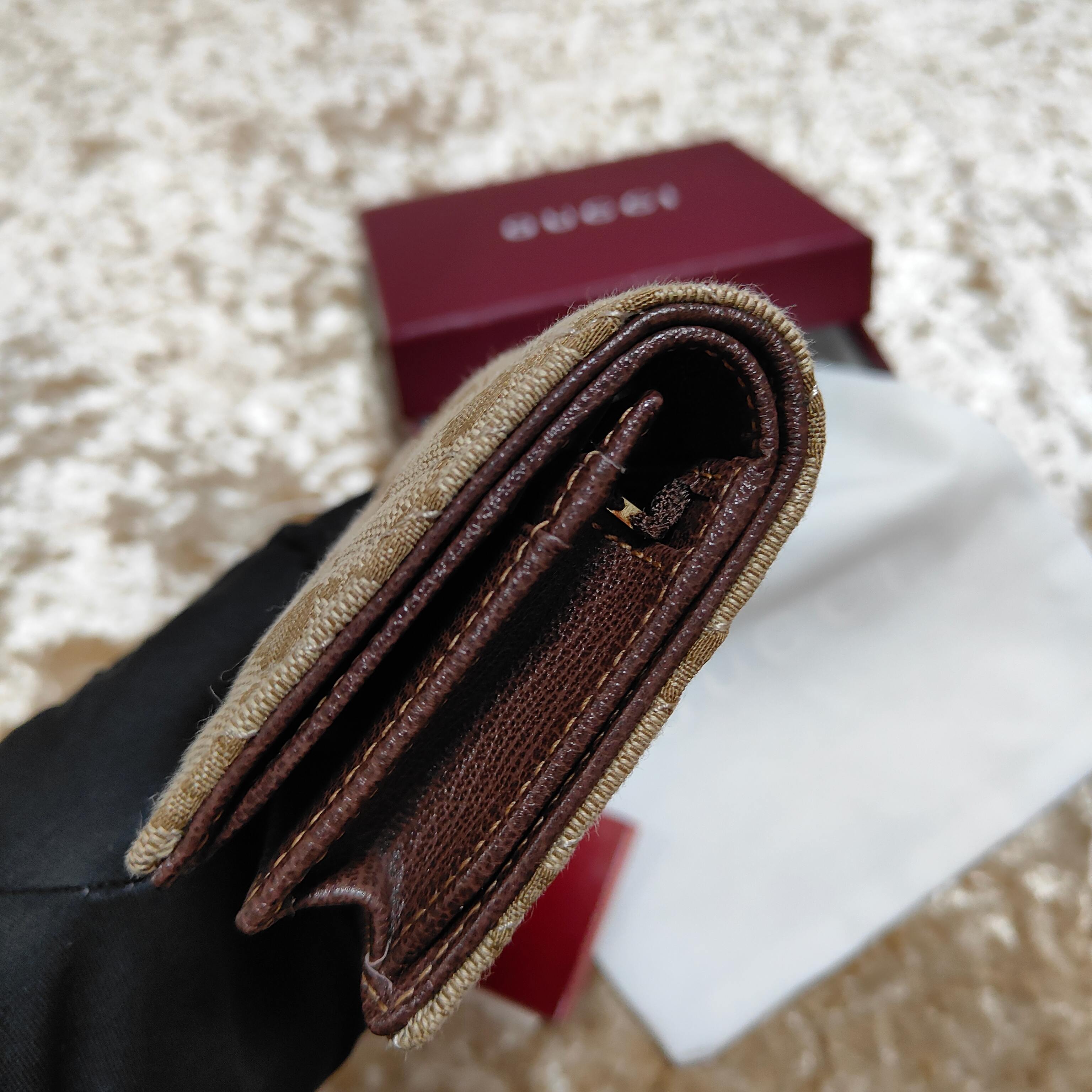 Generation Gucci系列深入探索品牌的典藏和视觉密码，将不同世代的设计融合成一个美学叙事。此