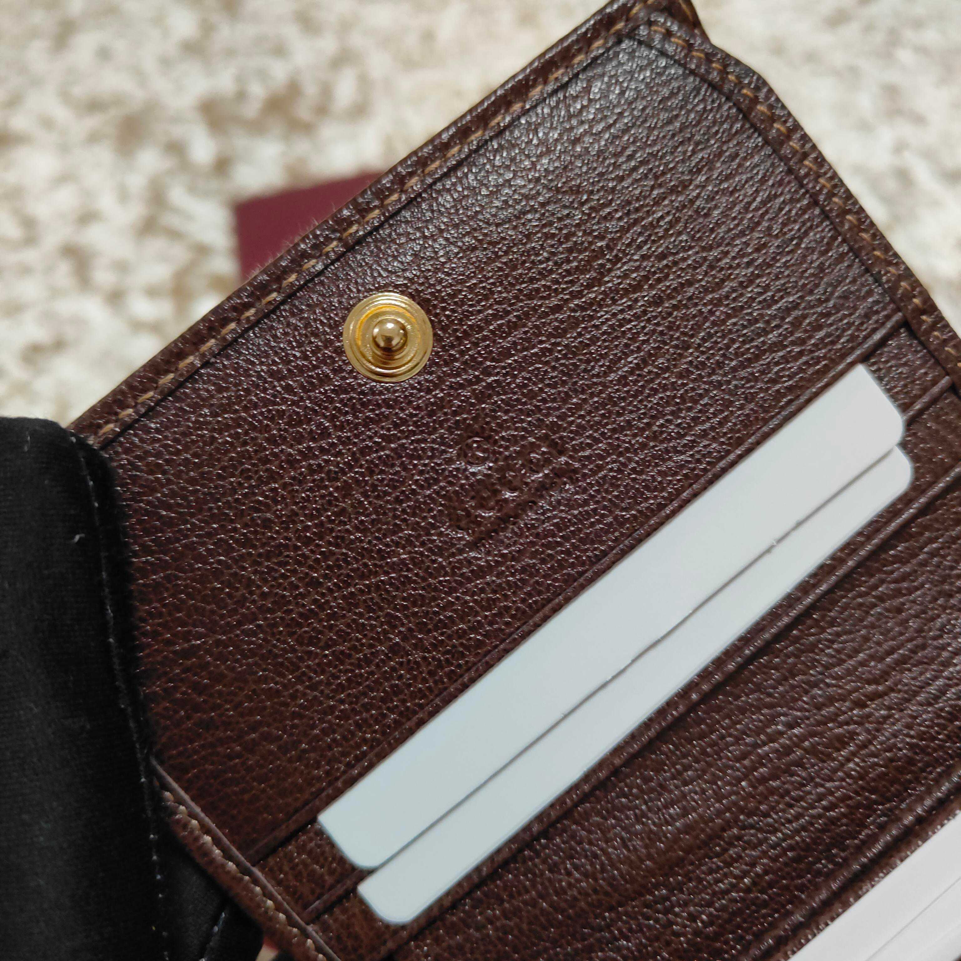 Generation Gucci系列深入探索品牌的典藏和视觉密码，将不同世代的设计融合成一个美学叙事。此