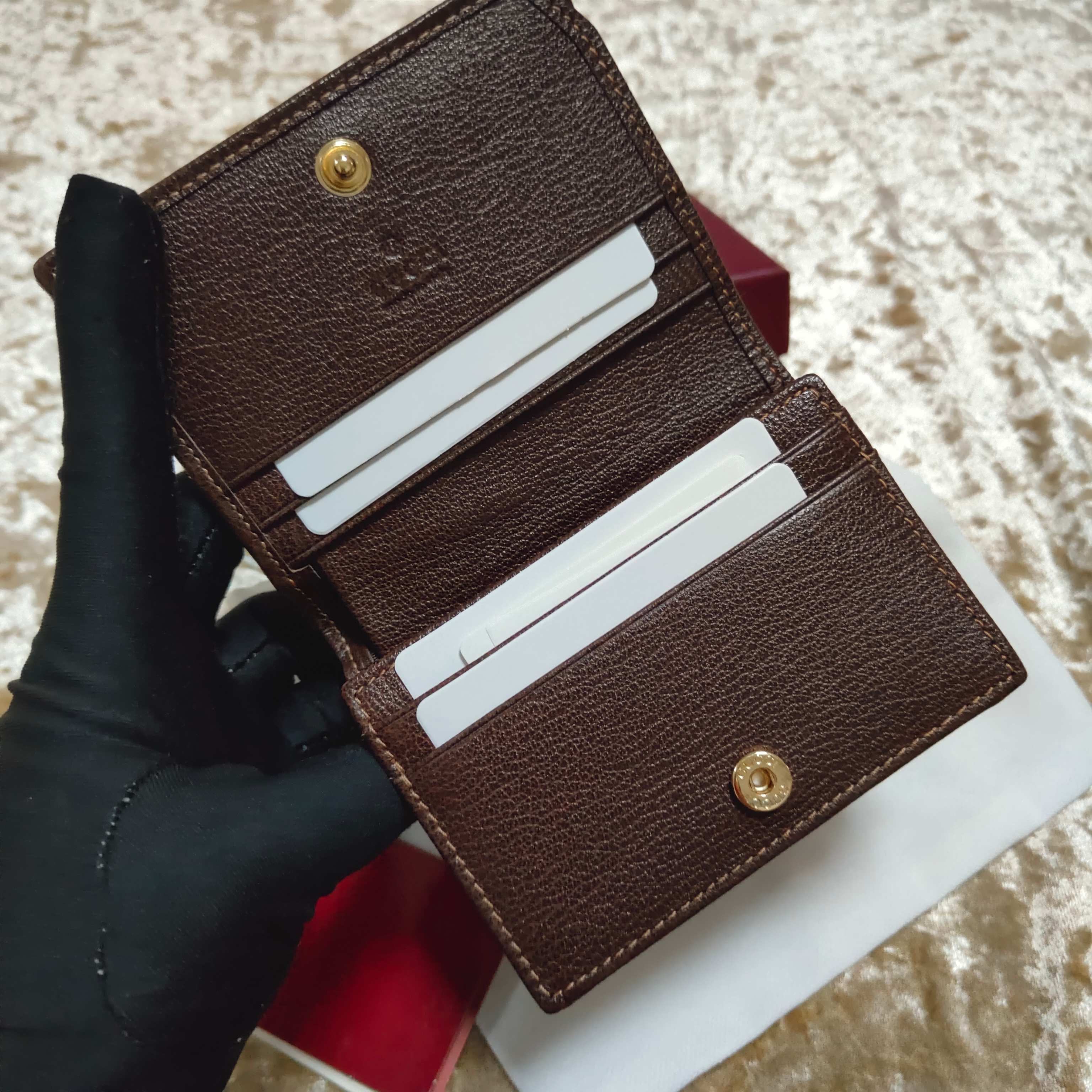 Generation Gucci系列深入探索品牌的典藏和视觉密码，将不同世代的设计融合成一个美学叙事。此