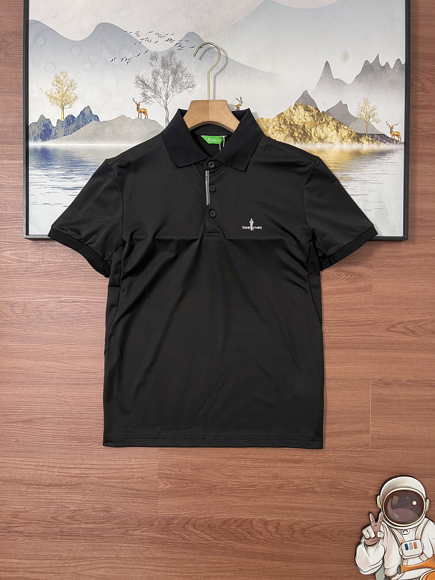 Alternative view of Windbreaker 06633
