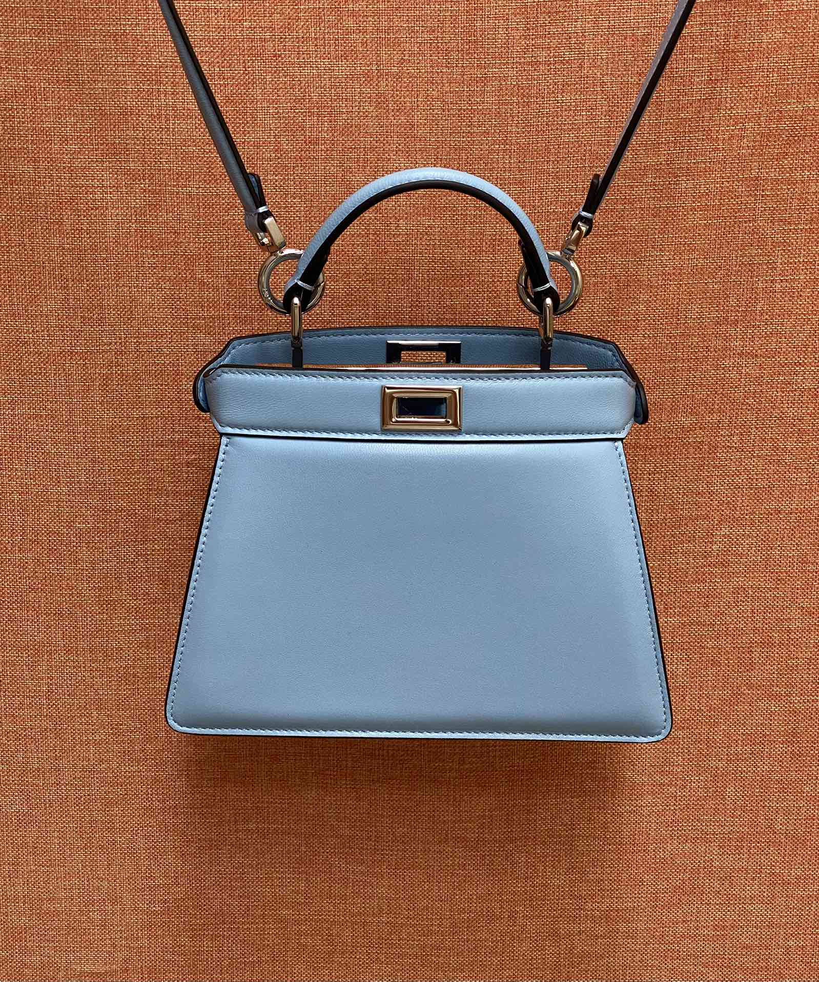 Fendi 900 physical information in different contexts