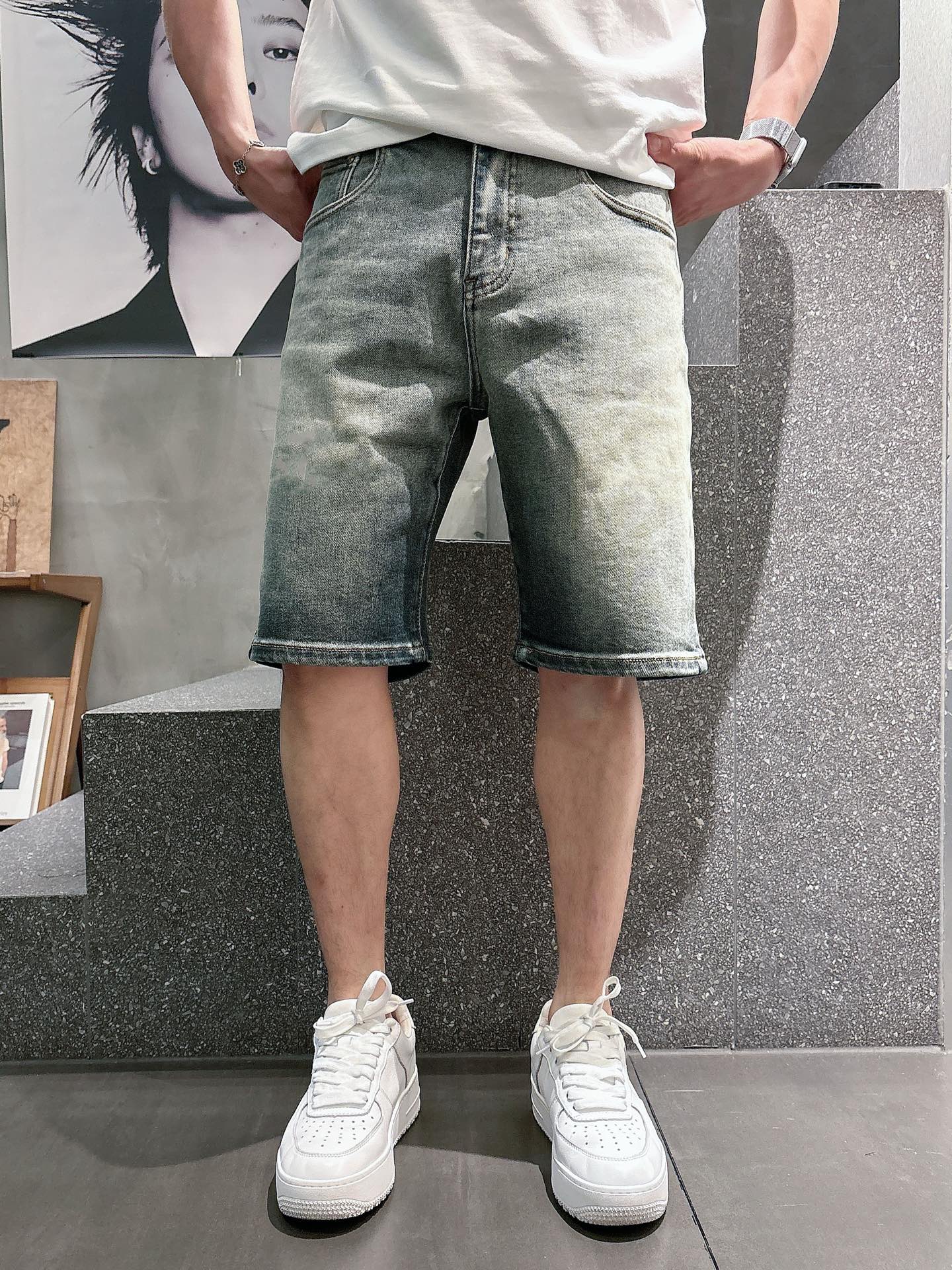 P165 LV 2026 Primavera/Verano pantalones cortos de mezclilla para hombre, tela original, lavado original. Tela de lavad…
