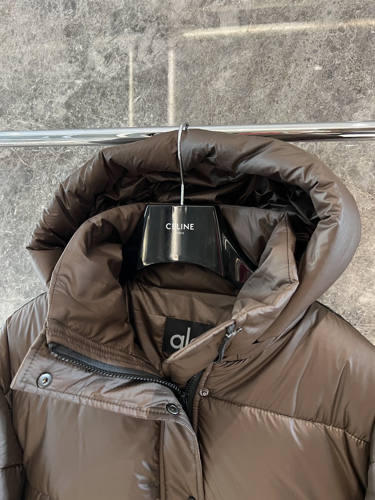 “North American Hot Brand: Original Women’s Suit with Custom Hardware, Perfect for Gym and Yoga” - 图片 2