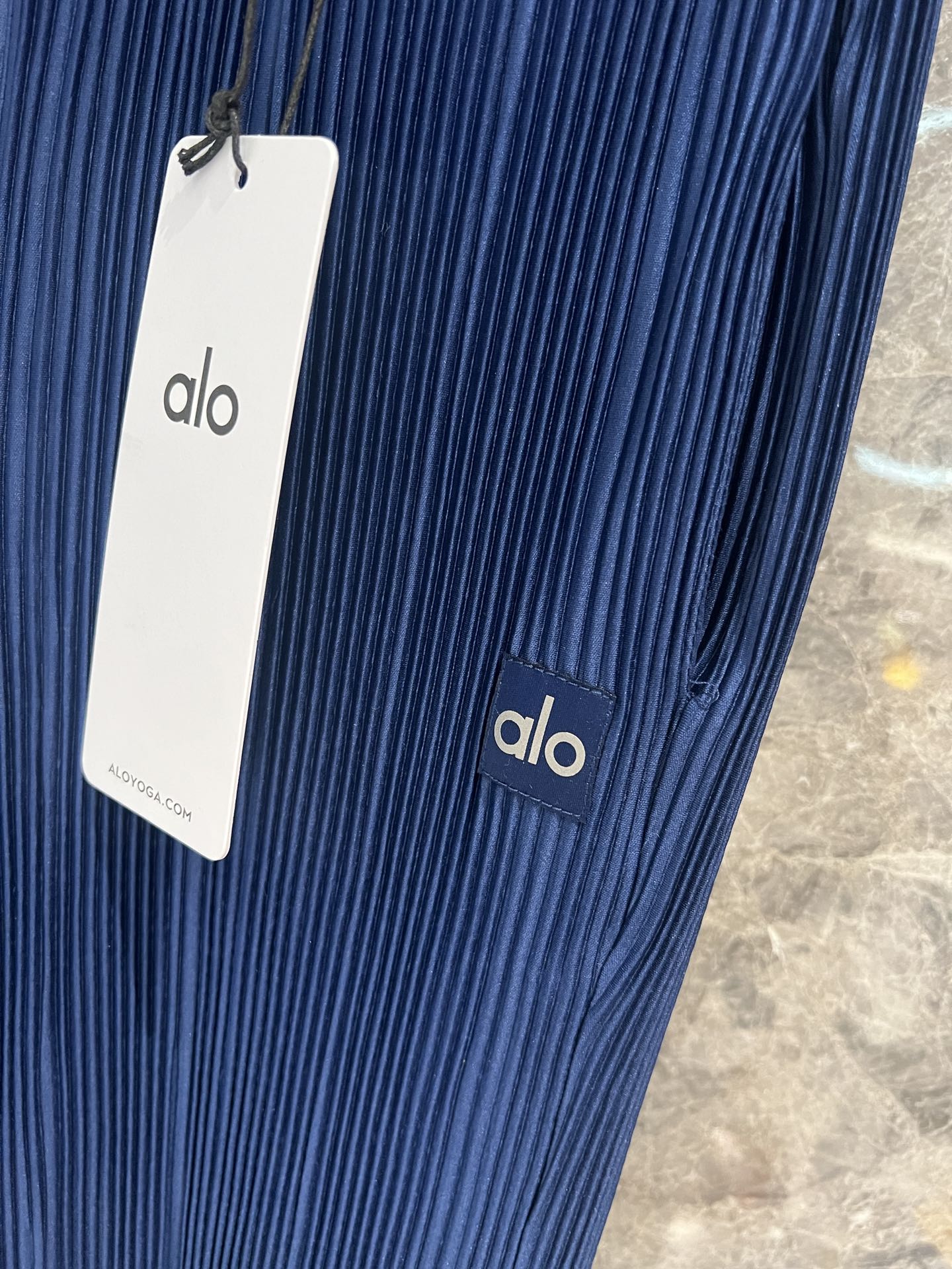 🛒新品上架‼️alo 早春系列

超级无敌显腿长的压褶神裤
定制压褶工艺 定制alo贴标
垂垂的飘逸面料