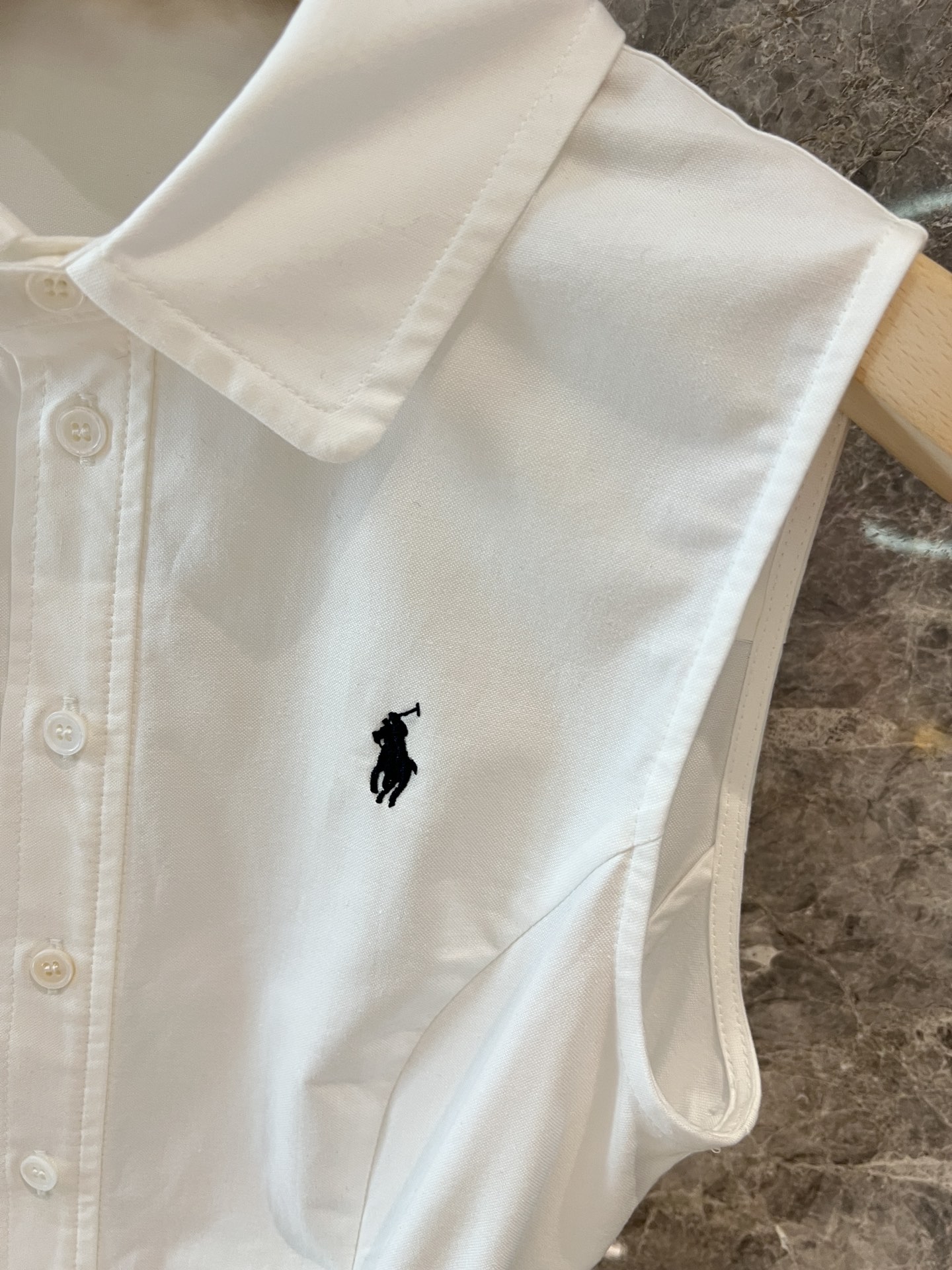 Luxurious Golf Style Dress in High-Quality Oxford Fabric, Elegant and Airy. - 图片 4