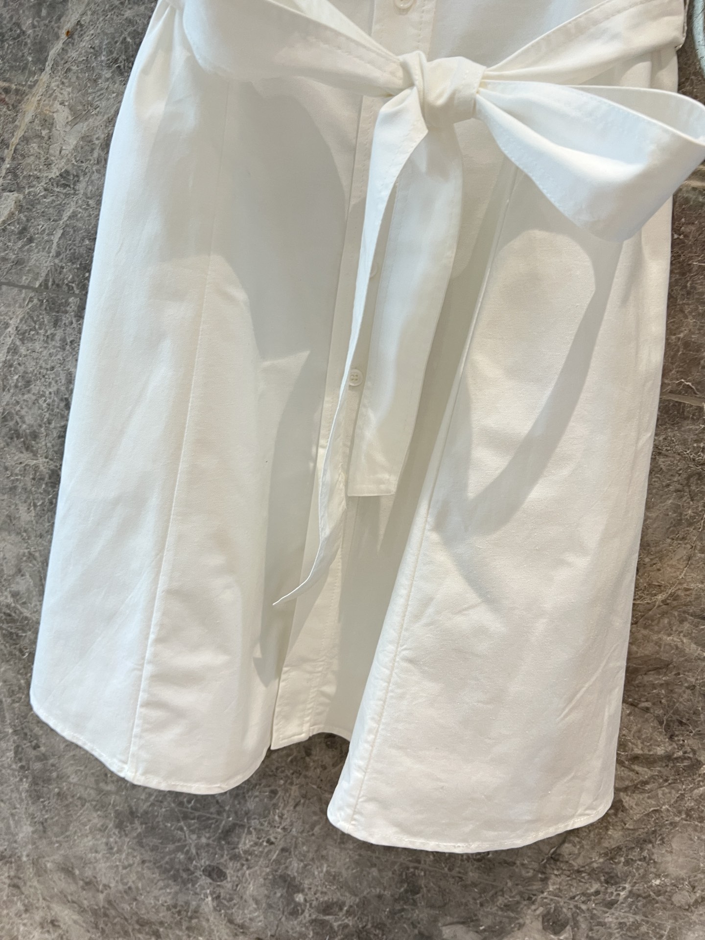 Luxurious Golf Style Dress in High-Quality Oxford Fabric, Elegant and Airy. - 图片 6