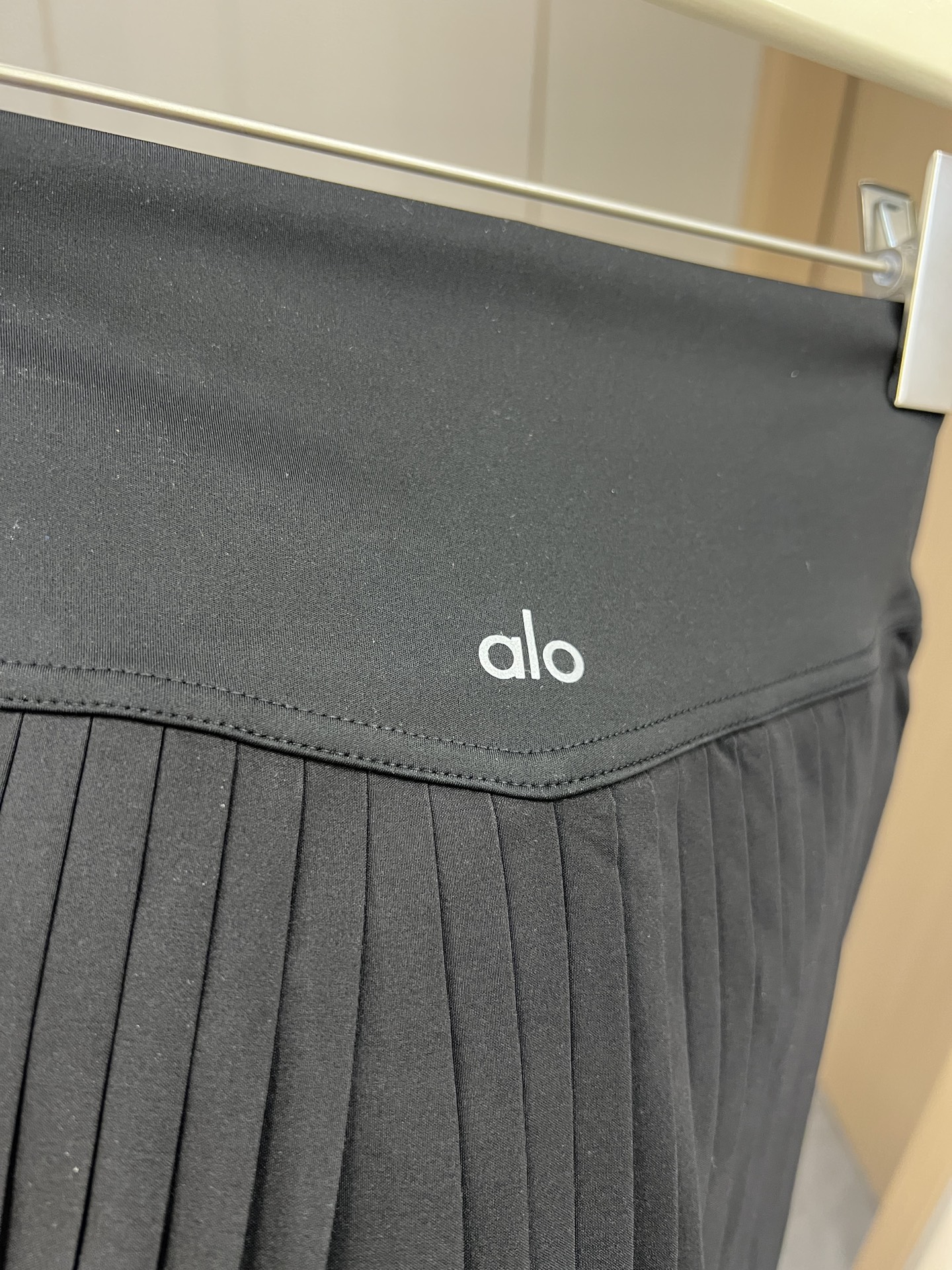 New Packaging for P414 Original Women’s Suit: Hot Year, Classic Colors, and Jisoo Style - 图片 8