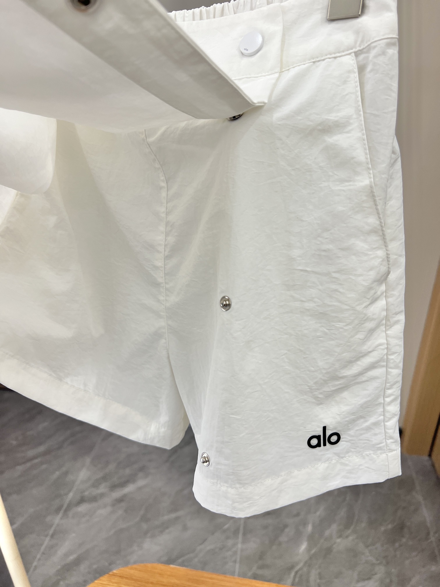 “Customizable P414 Female Suit: High-Quality Wrinkled Taslon Fabric, 3D Wrinkles, Light Dry Material” - 图片 6