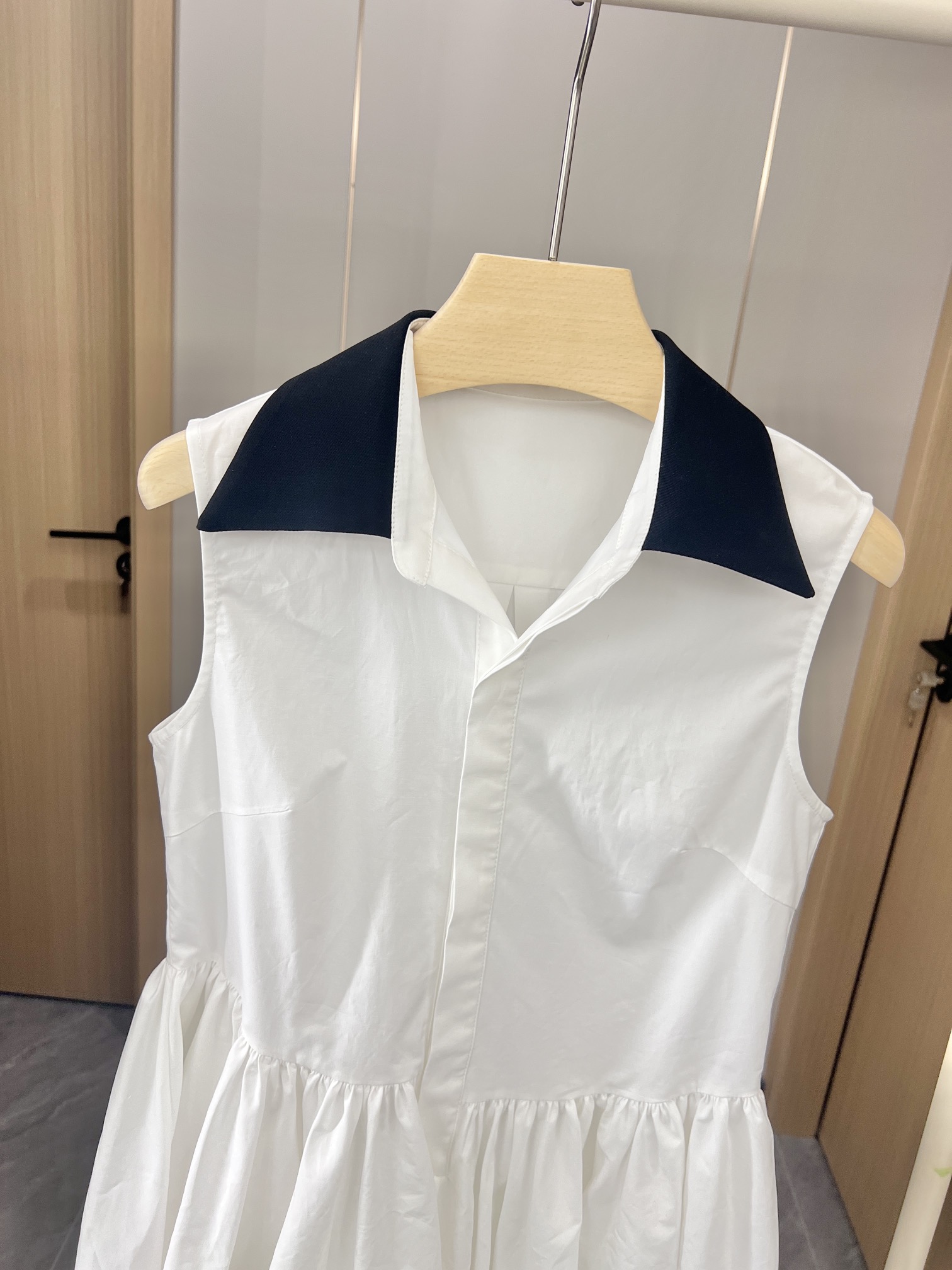“Original Hard-Core Women’s Suit: New Packaging, Irregular Design, Fine Cotton Details” - 图片 2