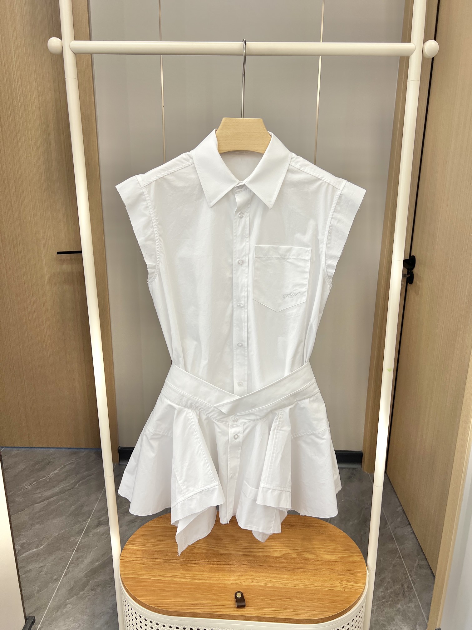 Custom-Made Fine Cotton Shirt Fit for a Royal Woman: P690 with Unique White Detail