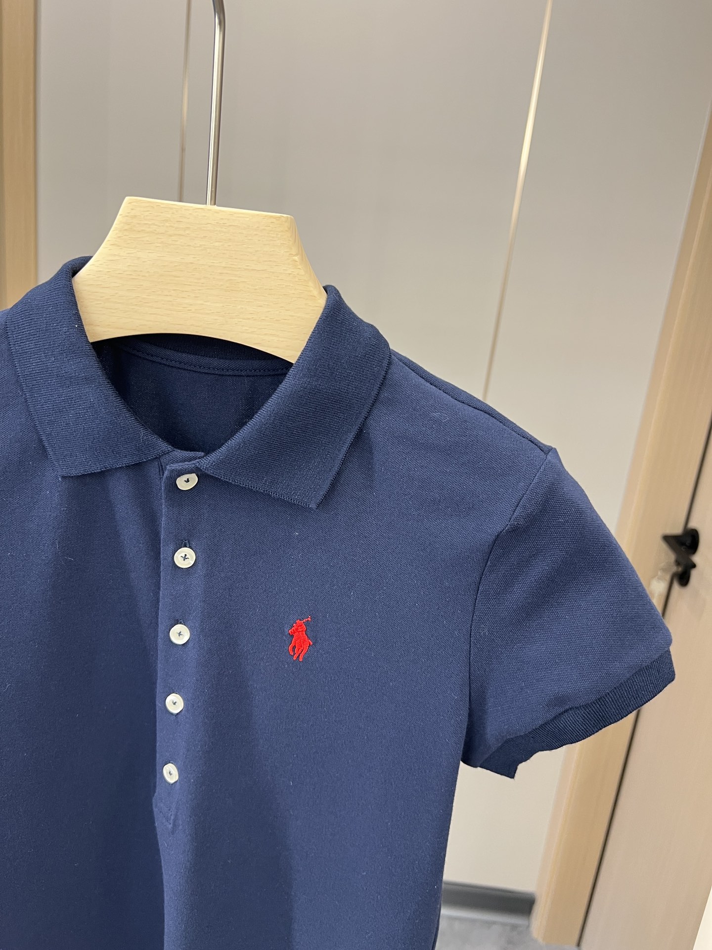 Lavpolo Women’s Golf Shirt: Classic Design, High-Quality Cotton, One-Size-Fits-All, New Package - 图片 2