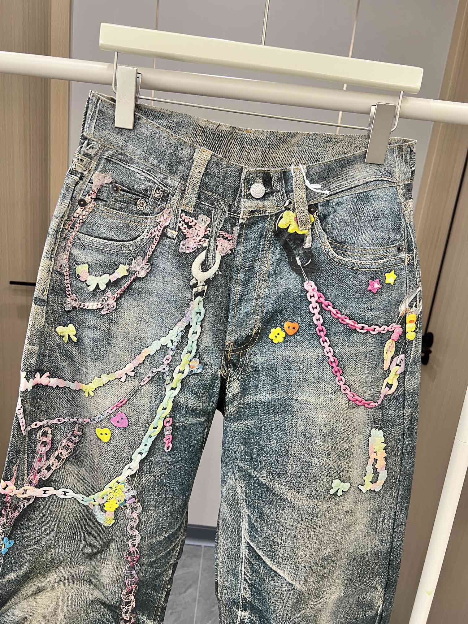 “Original Women’s Suit: Hardcore Style, Fashionable Design, Imported 3D Stamps, Perfectly Restored Details” - 图片 2