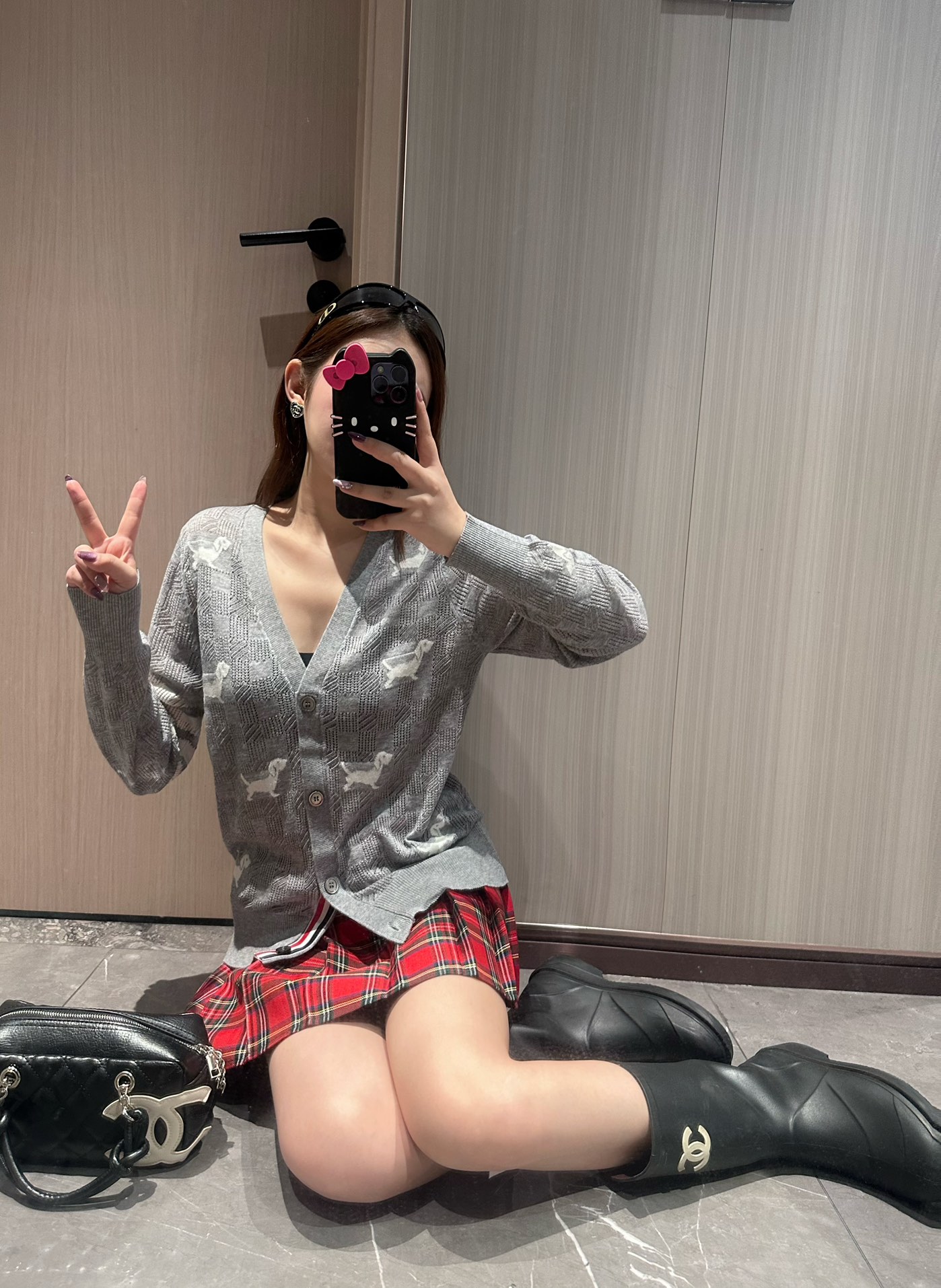 T.B., COME ON - 图片 6